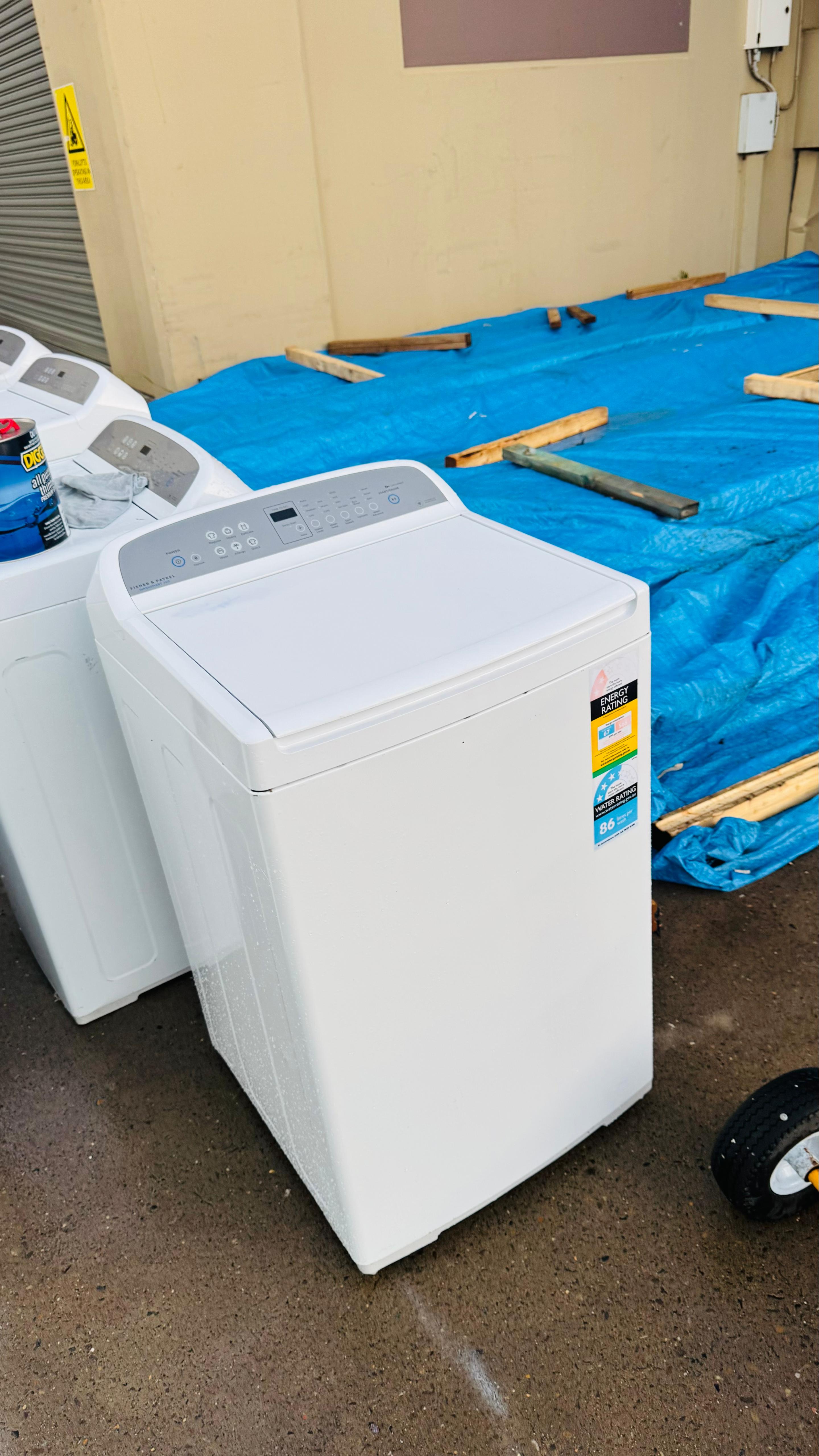 FISHER AND PAYKEL 7KGS TOP LOADER WASHING MACHINE