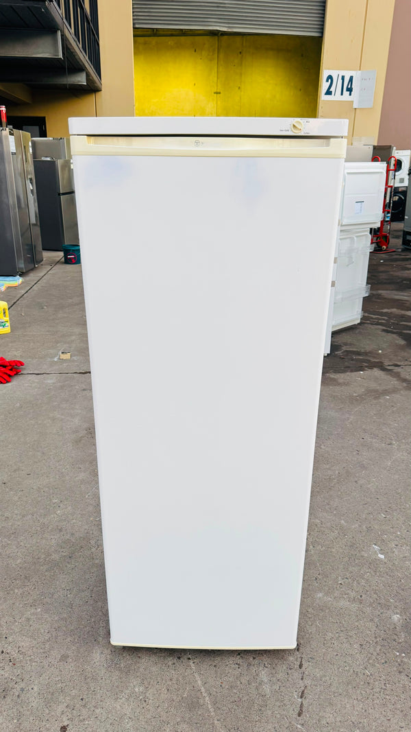 WESTINGHOUSE 230 LITRES FREEZER ONLY