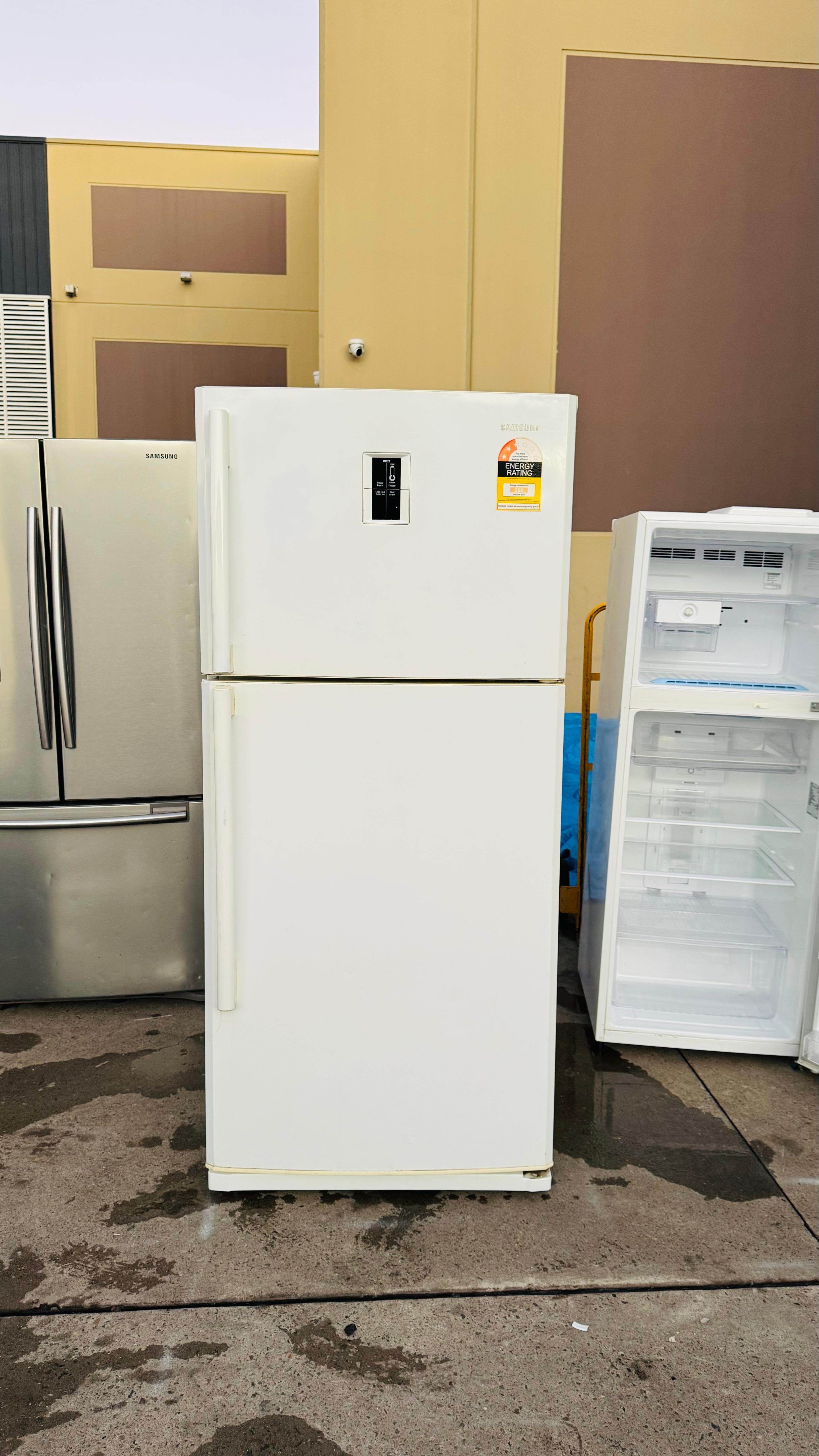 SAMSUNG 511 LITRES FRIDGE FREEZER