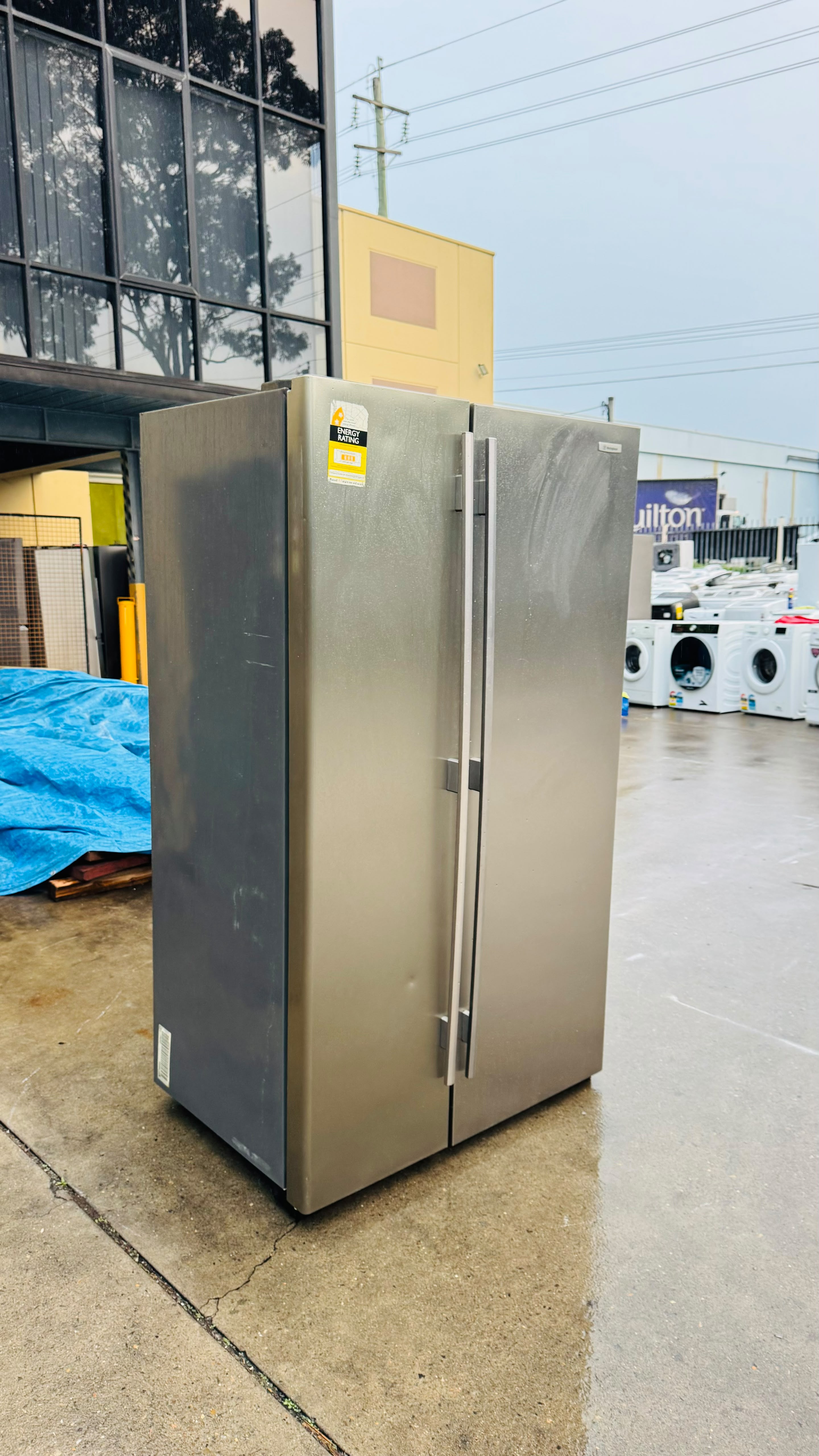 WESTINGHOUSE SIDE BY SIDE 700 LITRES FRIDGE FREEZER