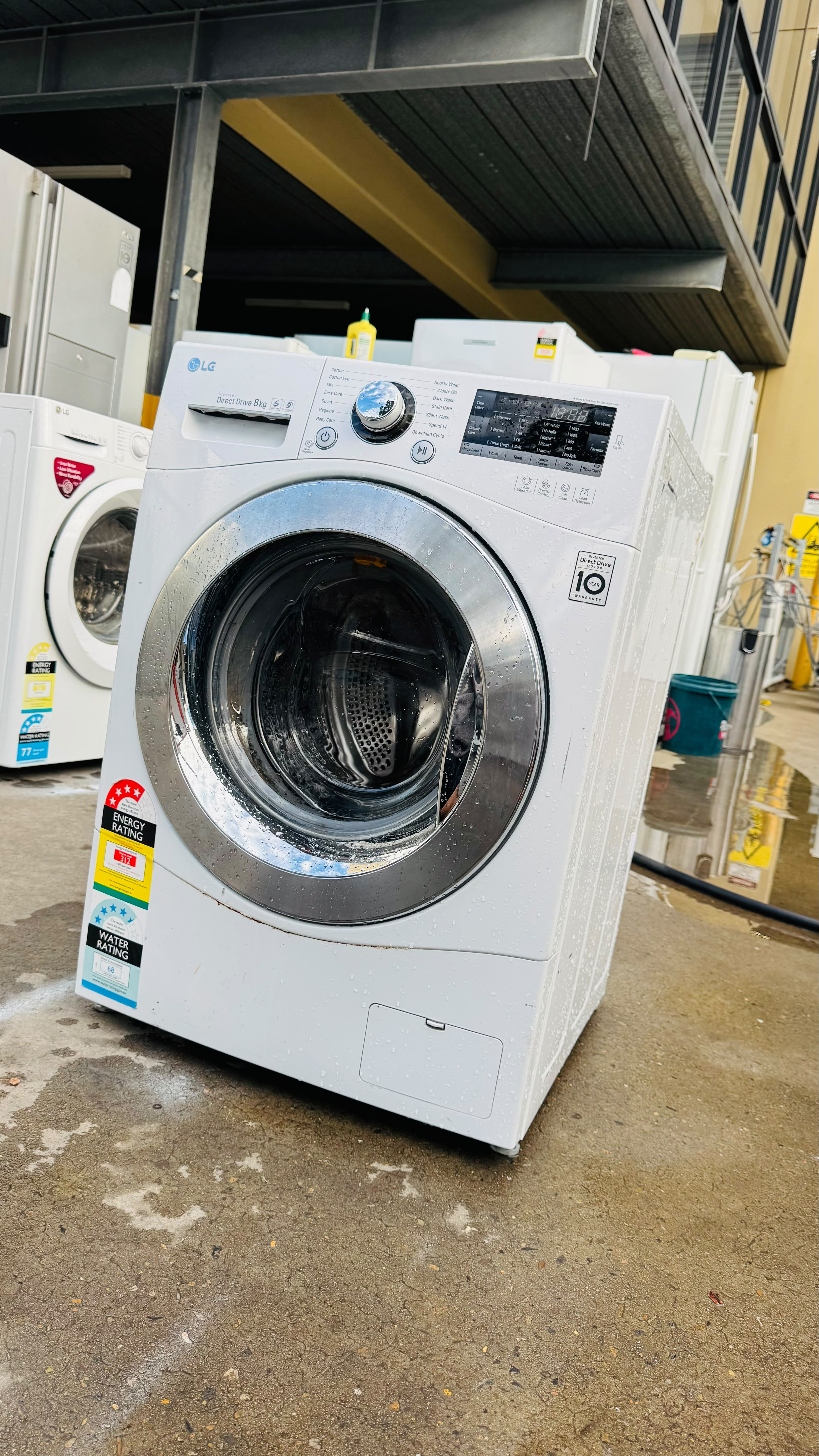 LG 8KGS FRONT LOADER WASHING MACHINE