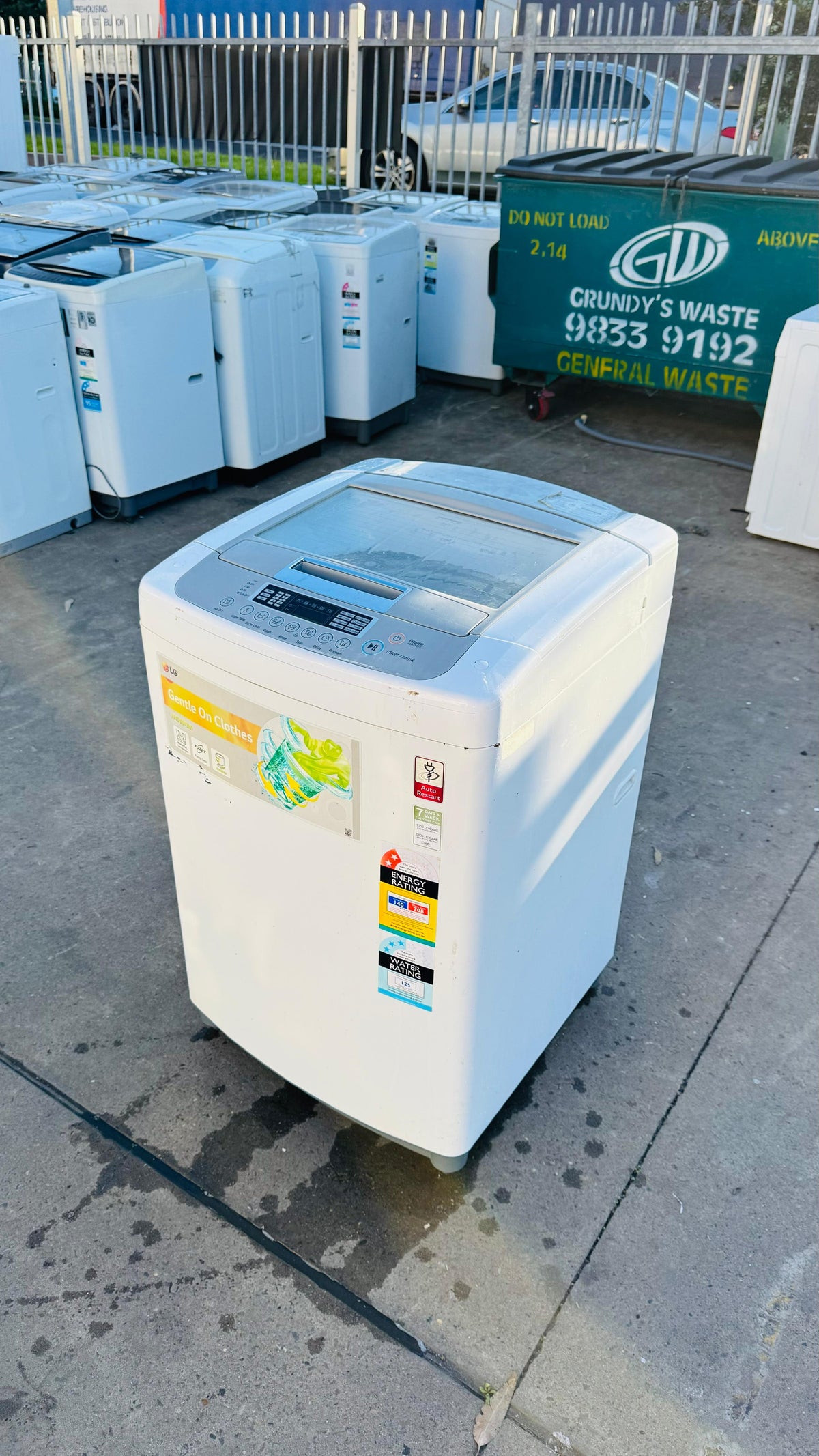 LG 8.5KGS TOP LOADER WASHING MACHINE