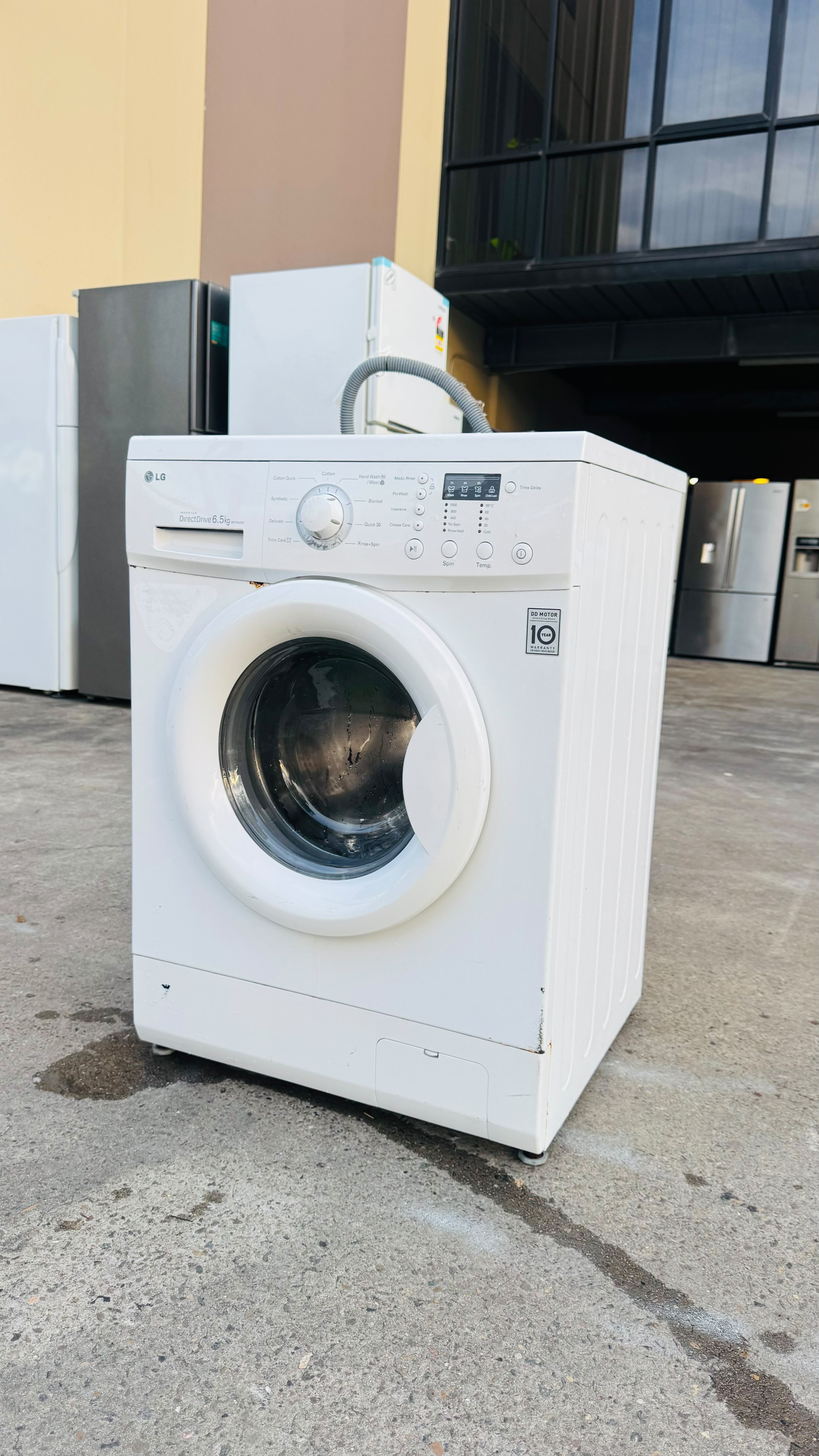 LG 6.5KGS FRONT LOADER WASHING MACHINE