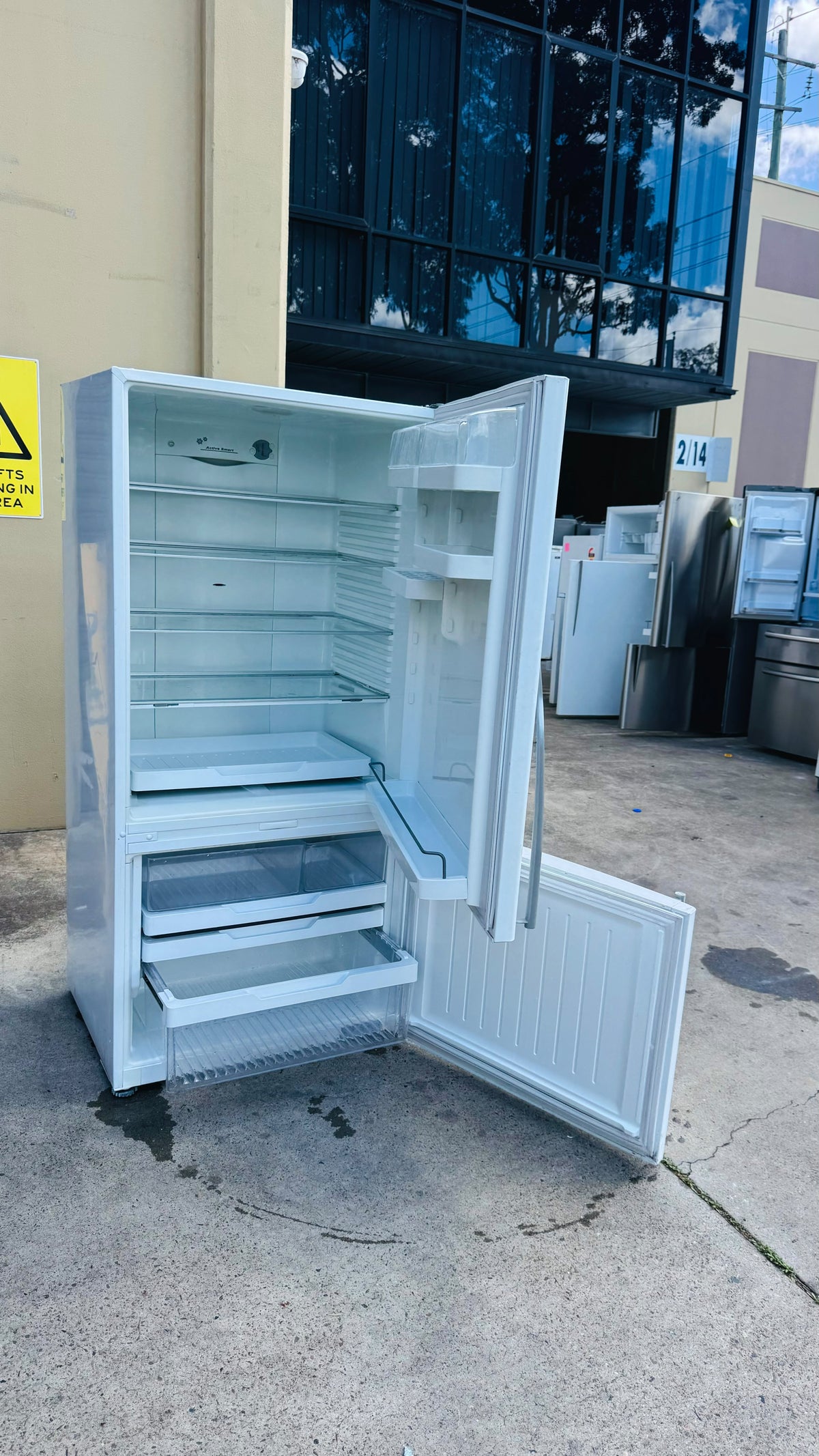 FISHER AND PAYKEL 519 LITRES FRIDGE FREEZER