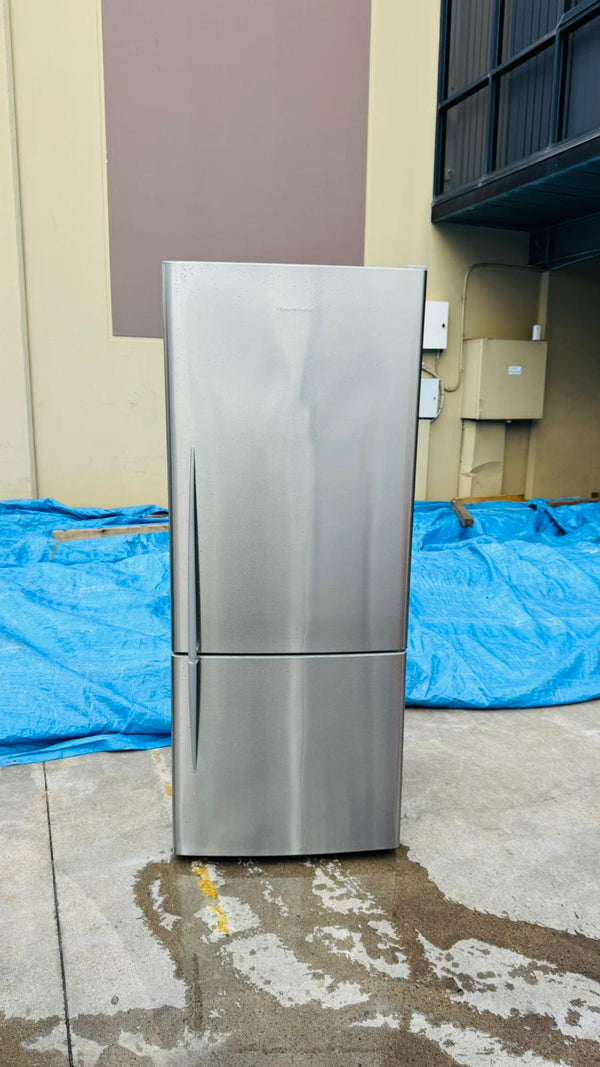 FISHER AND PAYKEL 442 LITRES FRIDGE FREEZER