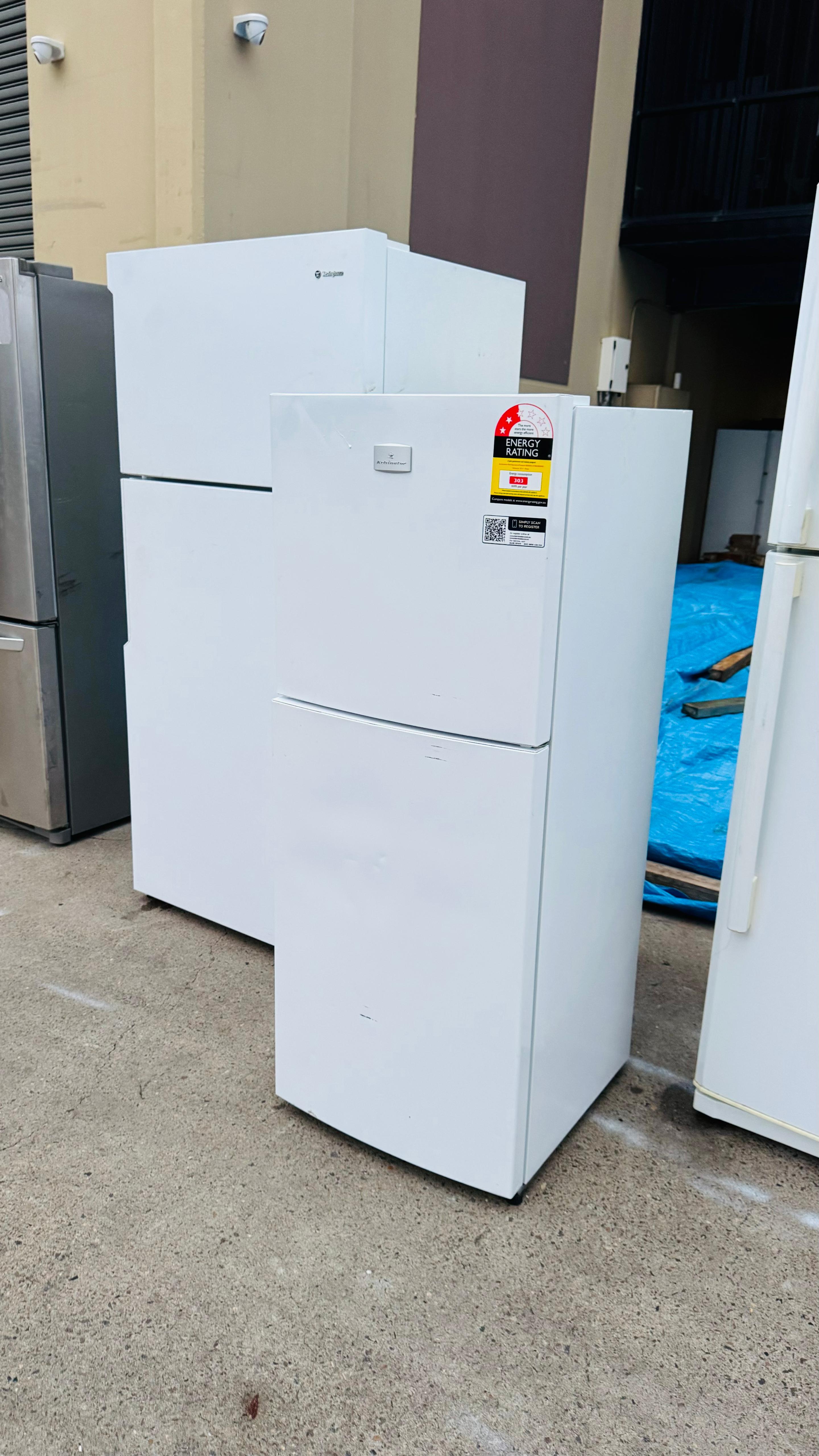KELVINATOR 231 LITRES FRIDGE FREEZER