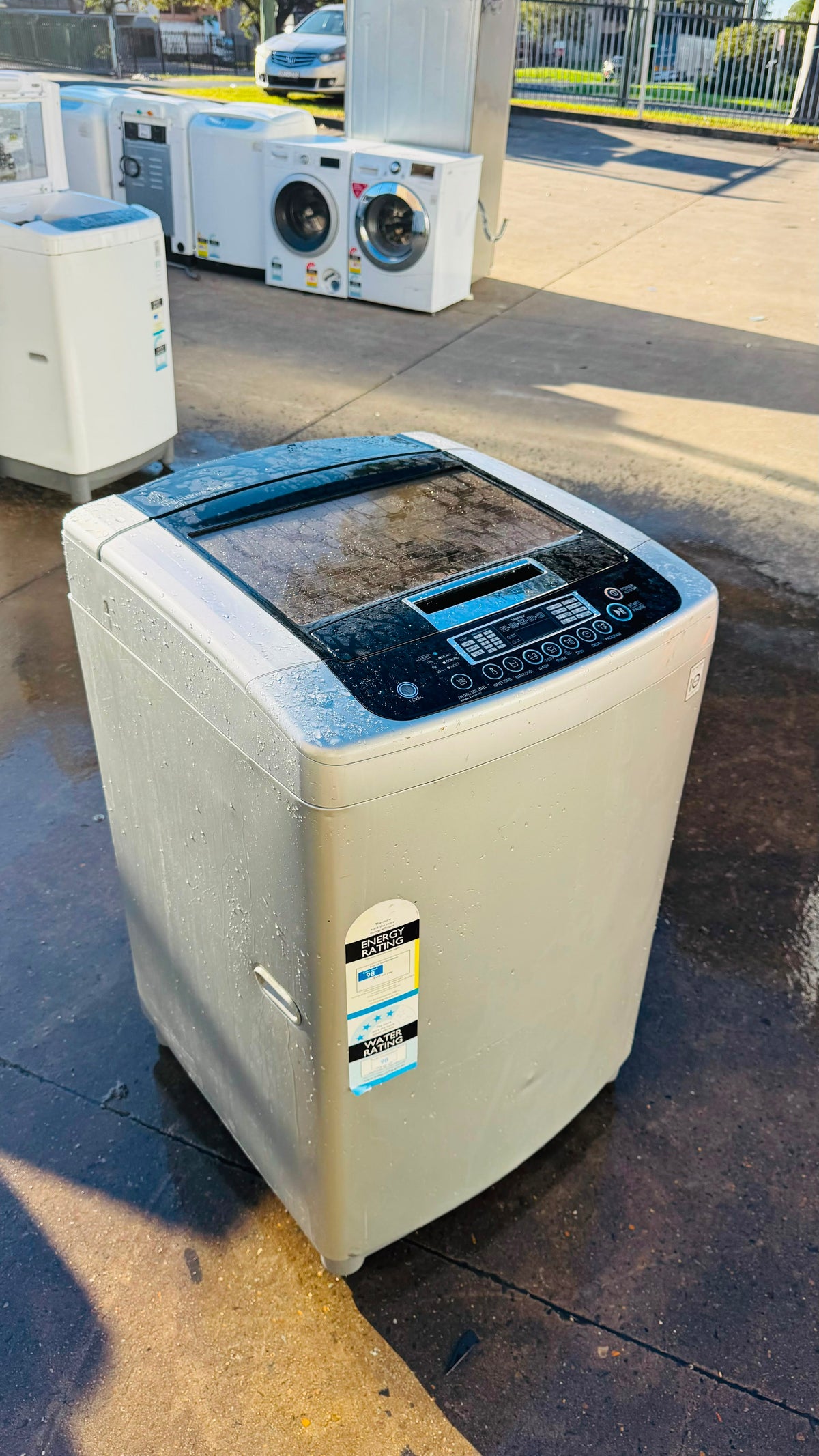 LG 9.5KGS TOP LOADER WASHING MACHINE