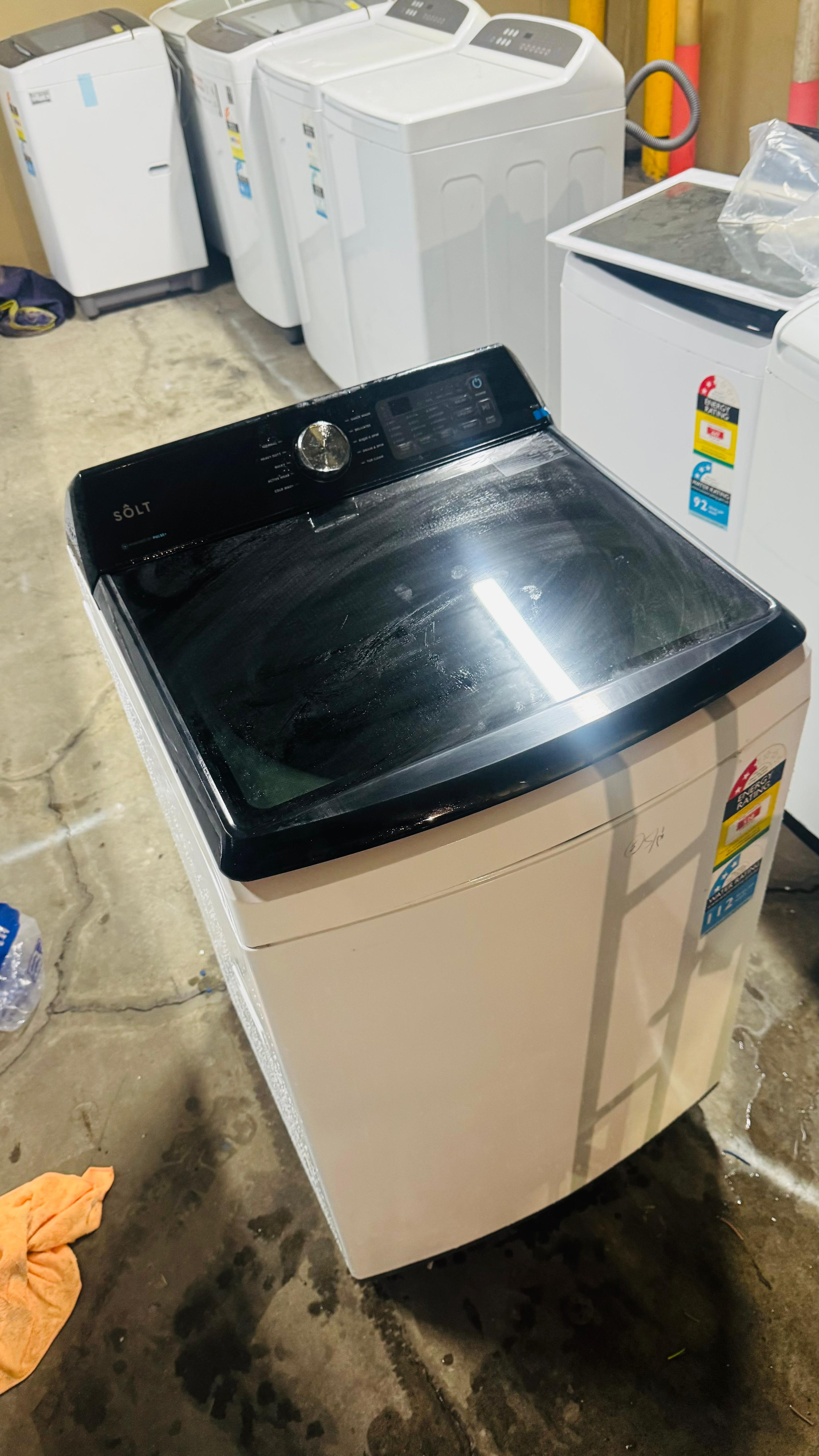 SOLT 9KGS TOP LOADER WASHING MACHINE