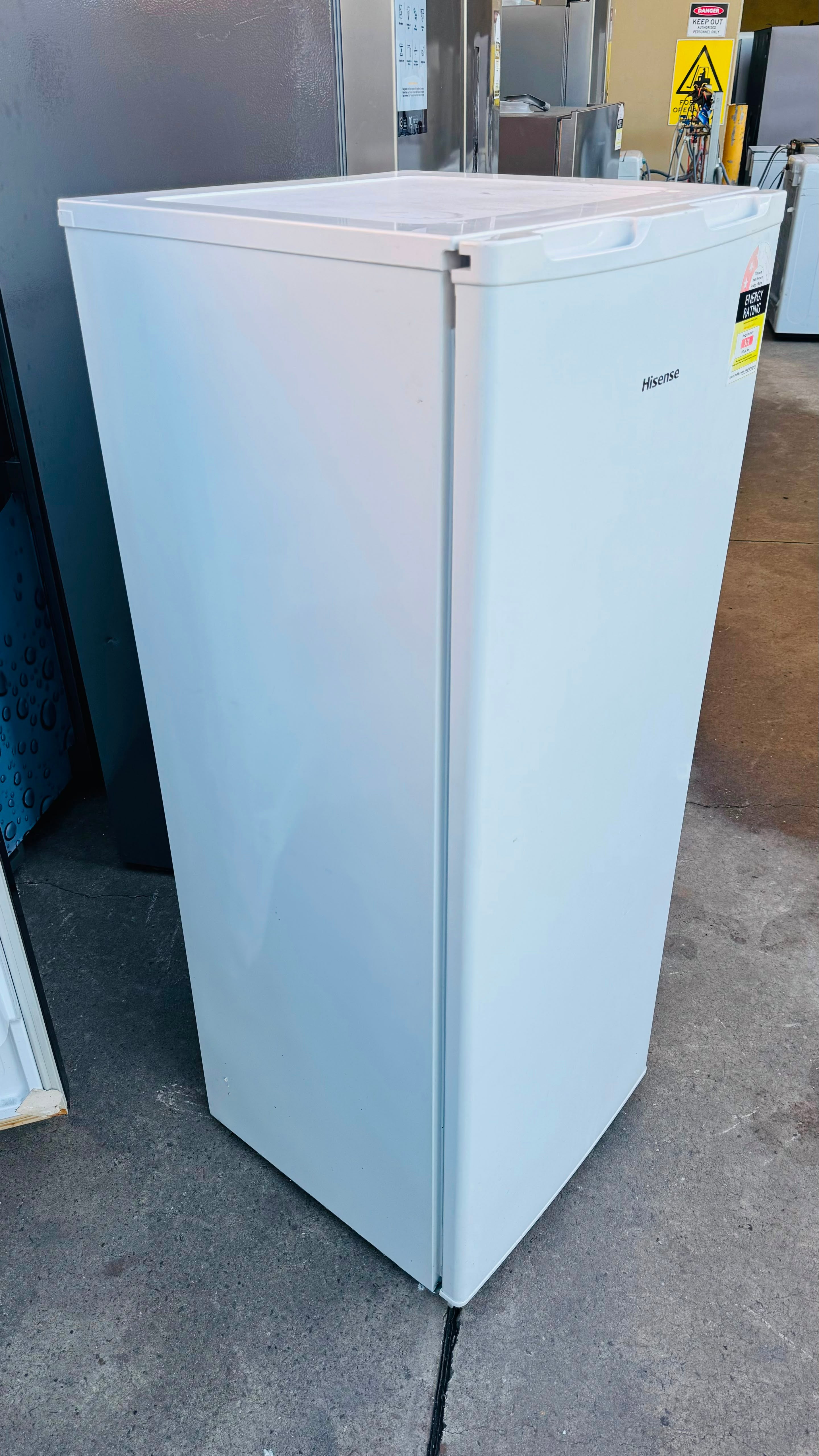HISENSE 177 LITRES FREEZER ONLY