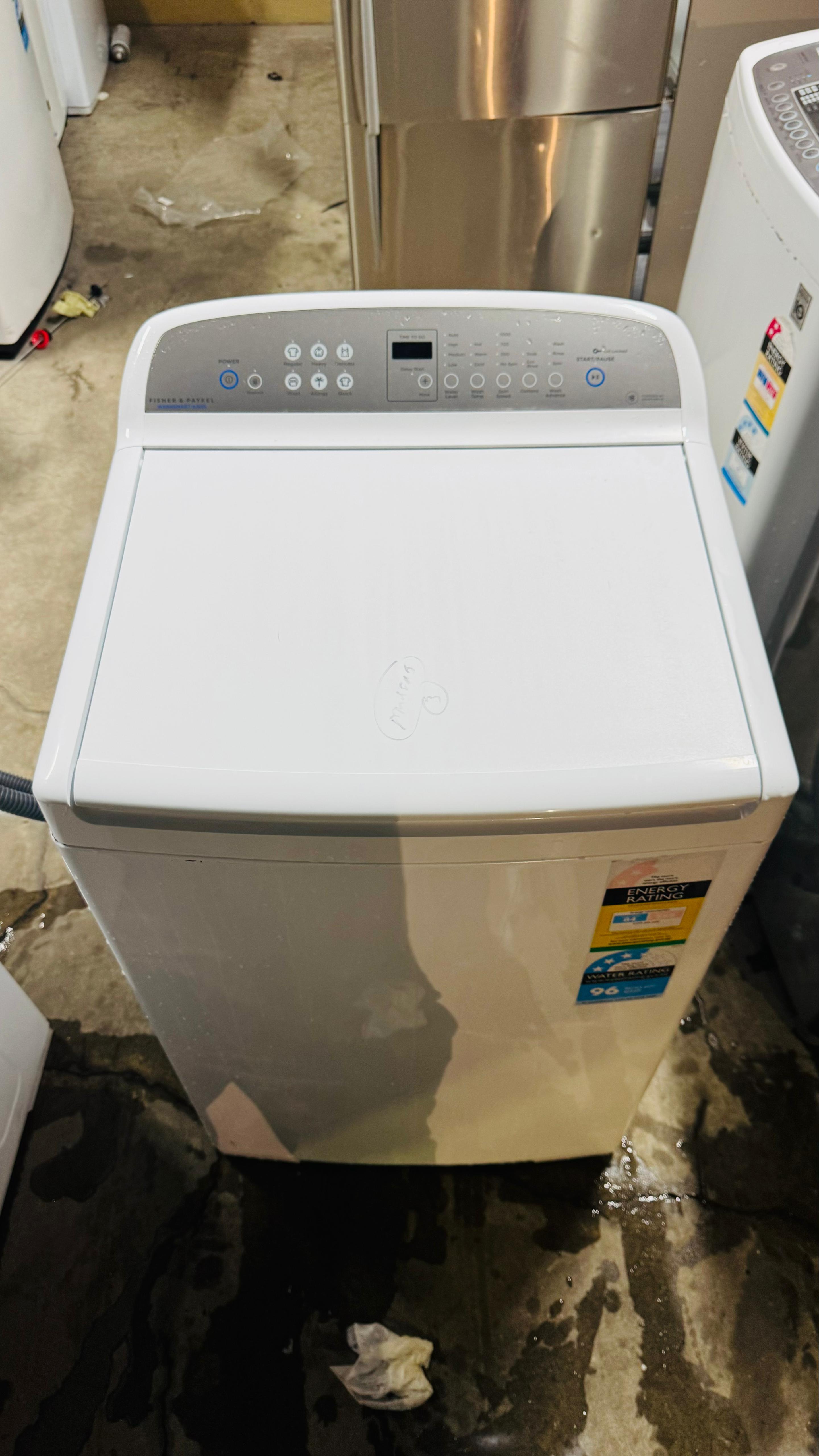 FISHER AND PAYKEL 8.5KGS TOP LOADER WASHING MACHINE