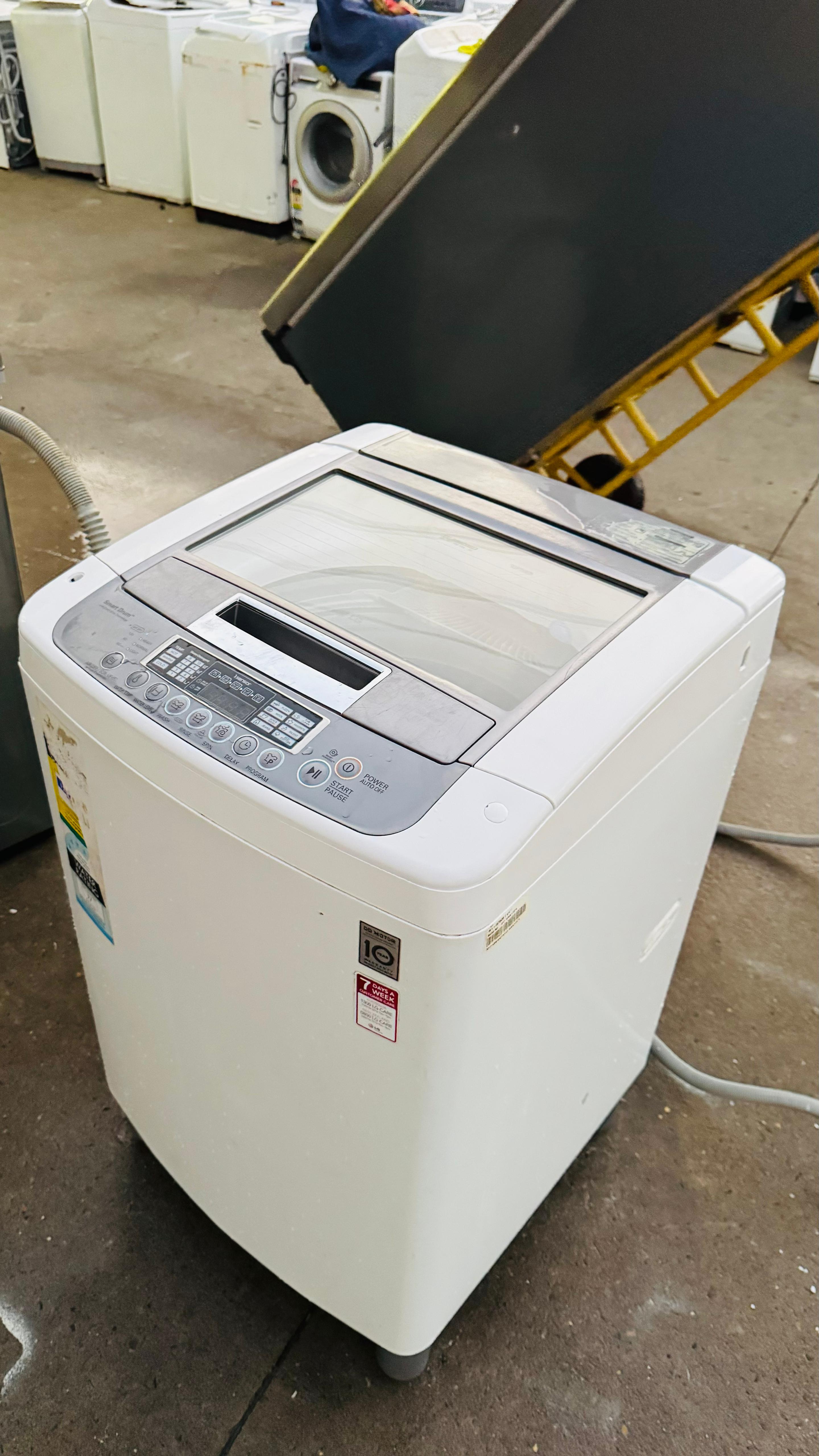 LG 7.5KGS TOP LOADER WASHING MACHINE