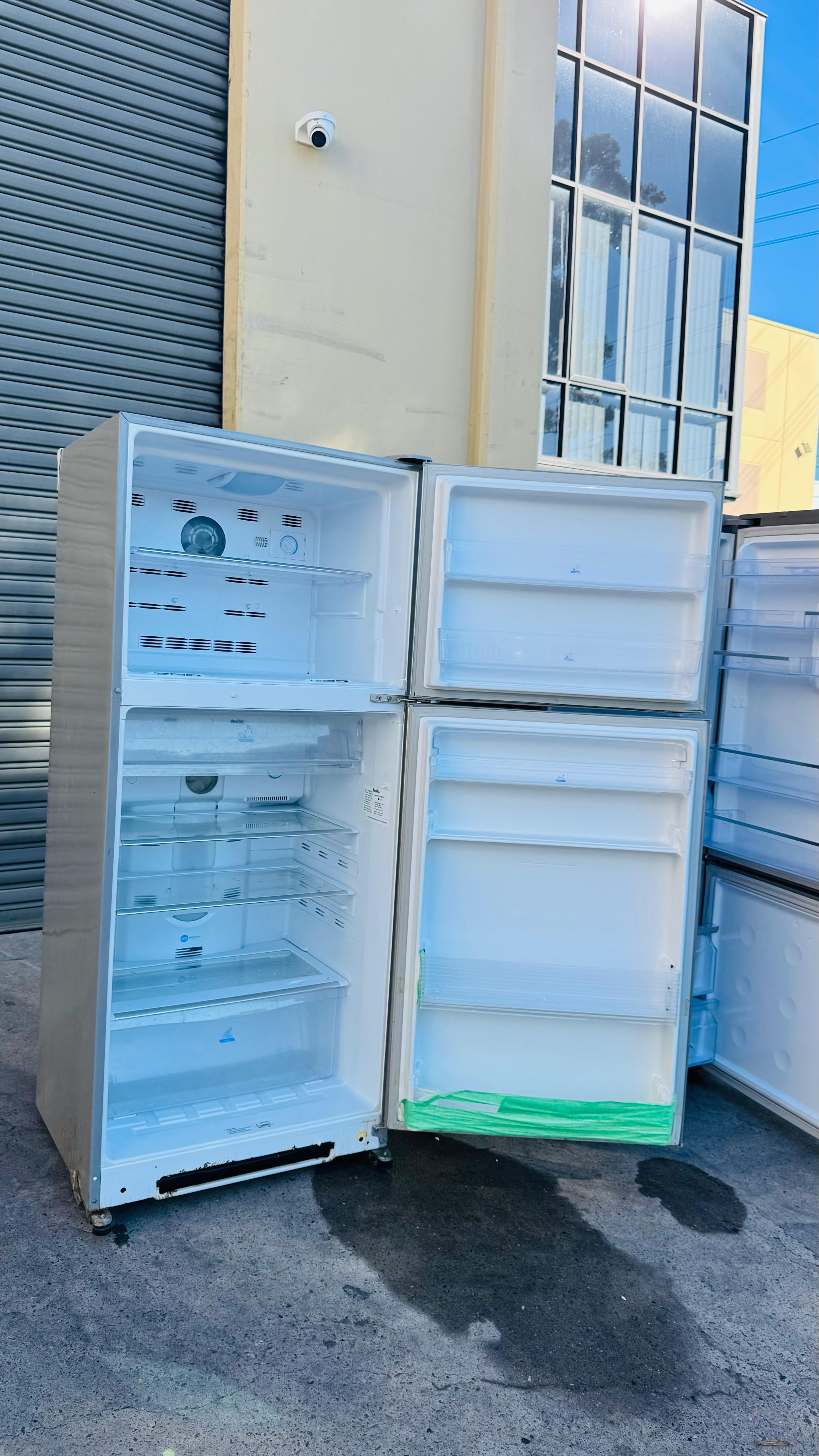 HAIER 475 LITRES FRIDGE FREEZER