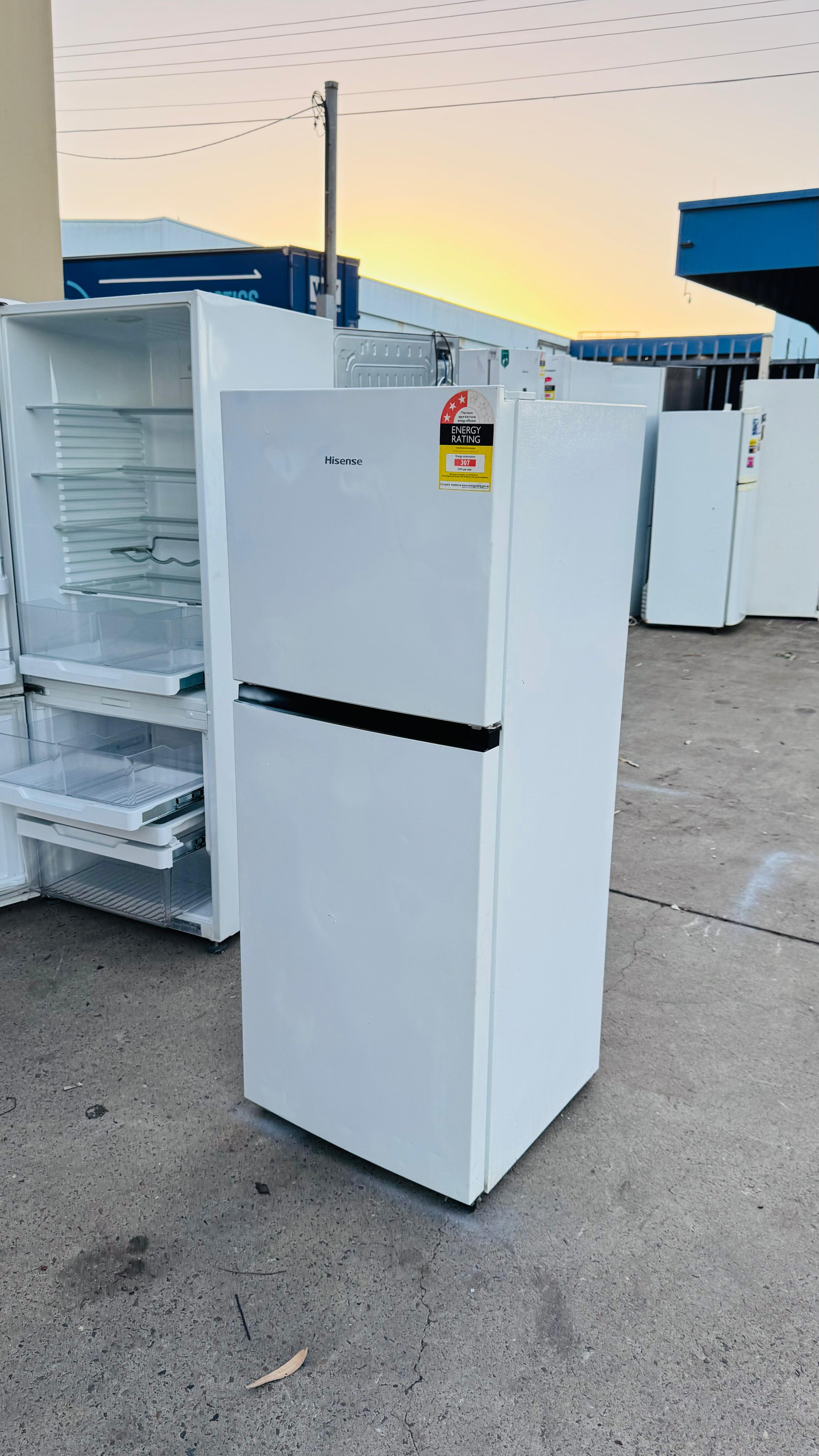 HISENSE 223 LITRES FRIDGE FREEZER