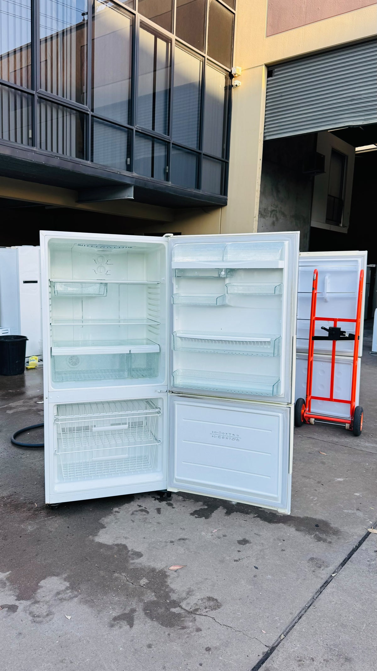 WESTINGHOUSE 505 LITRES FRIDGE FREEZER