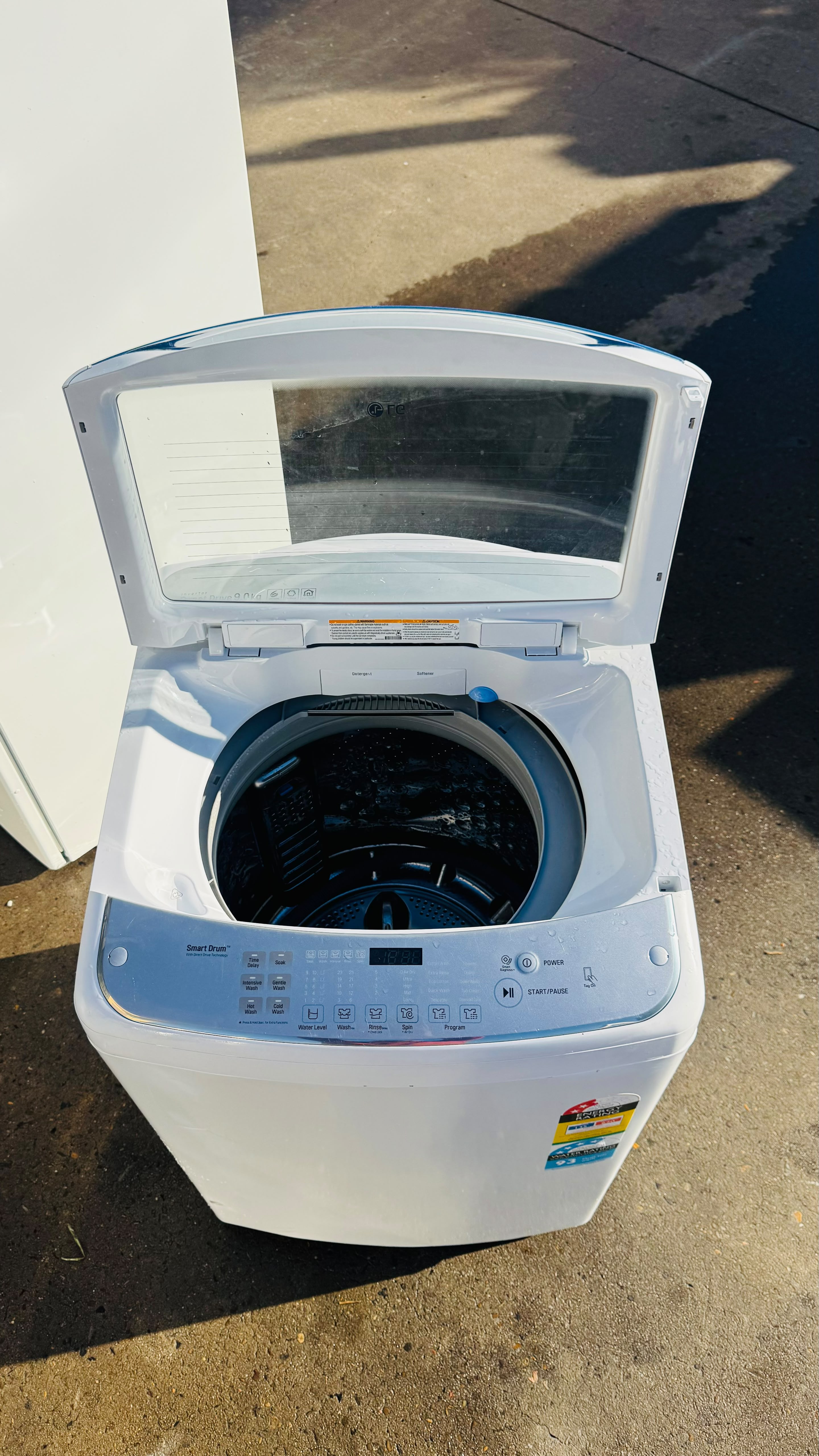 LG 9KGS TOP LOADER WASHING MACHINE
