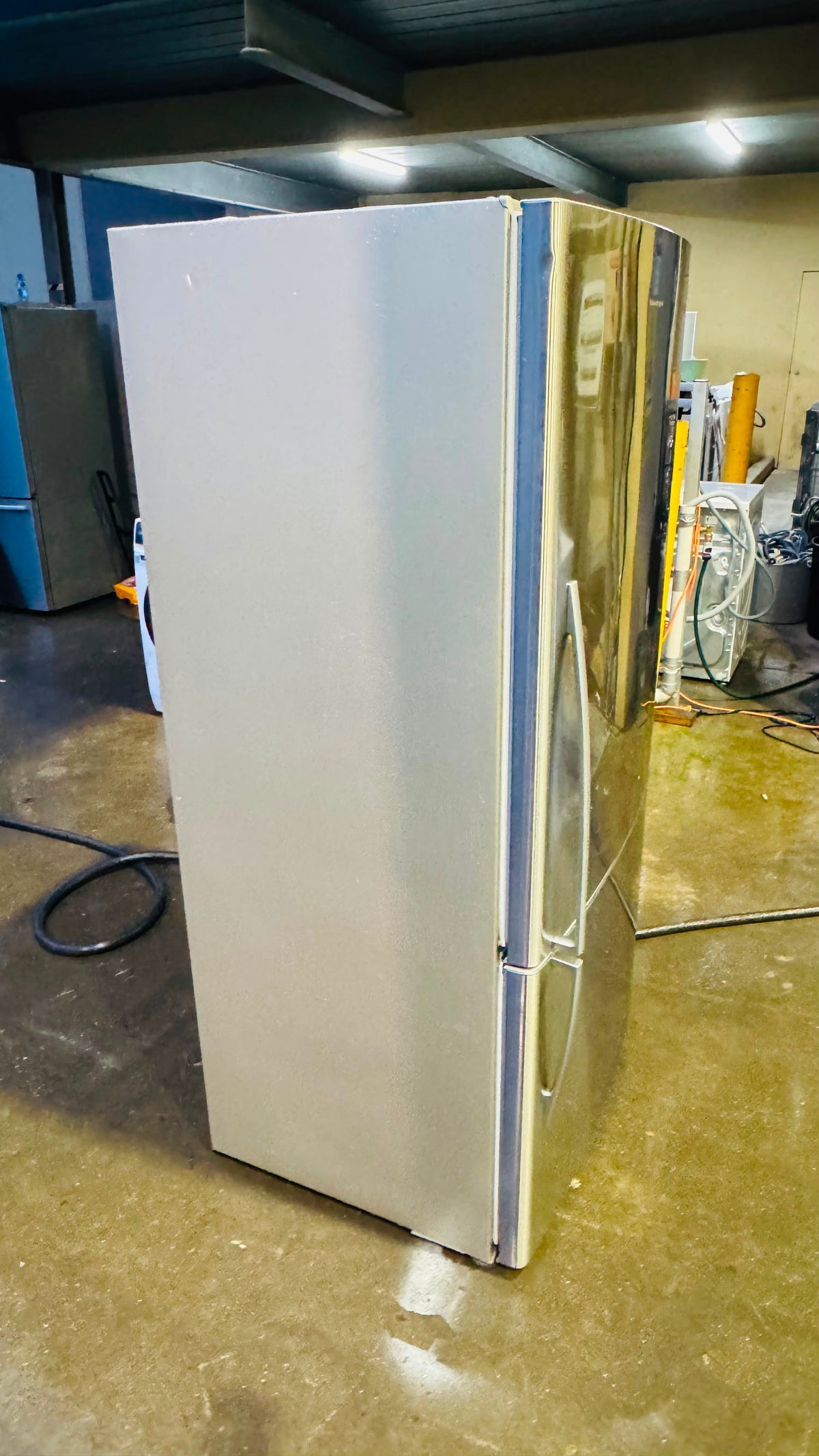 FISHER AND PAYKEL 519 LITRES FRIDGE FREEZER
