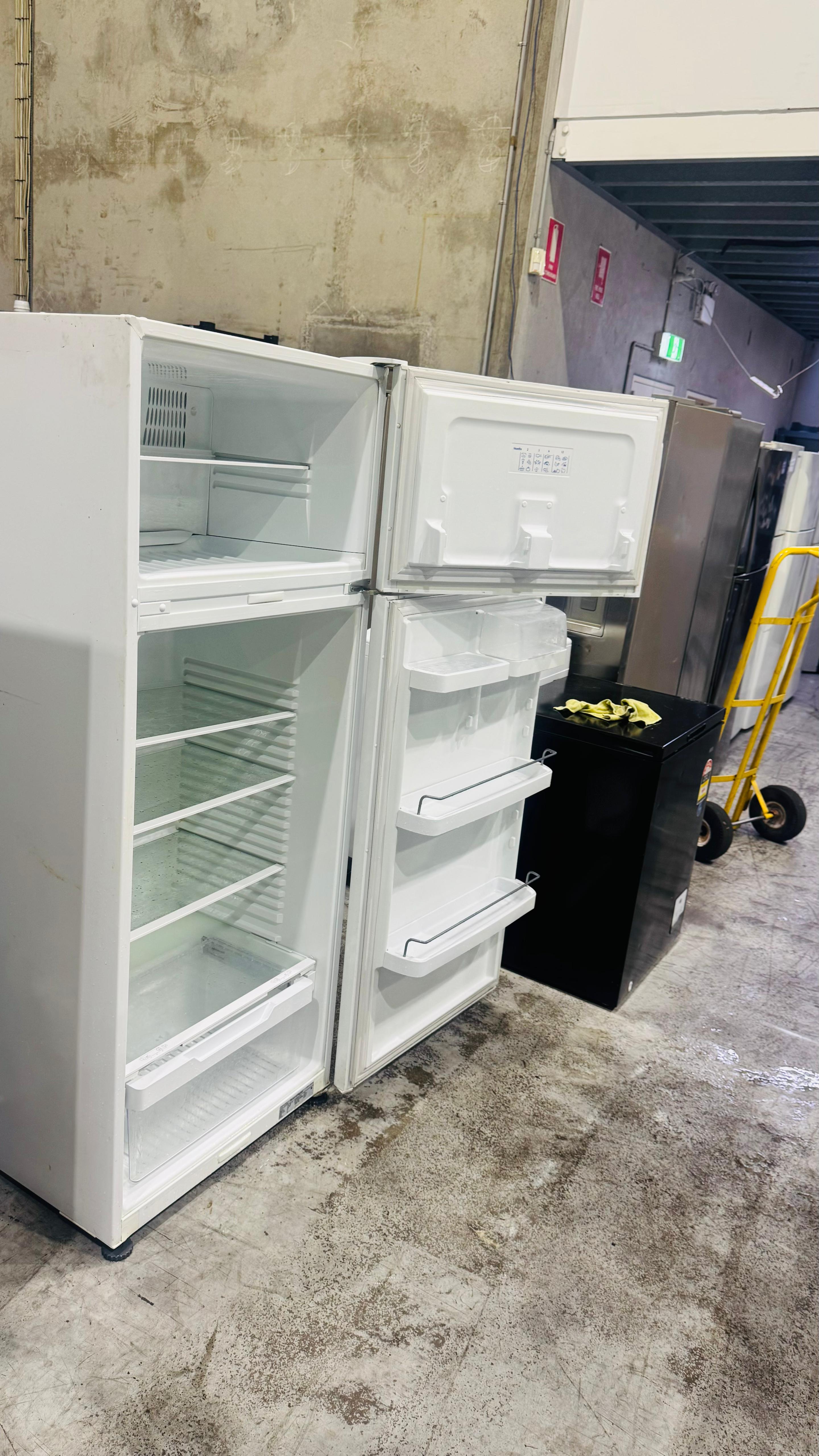 FISHER AND PAYKEL 447 LITRES FRIDGE FREEZER