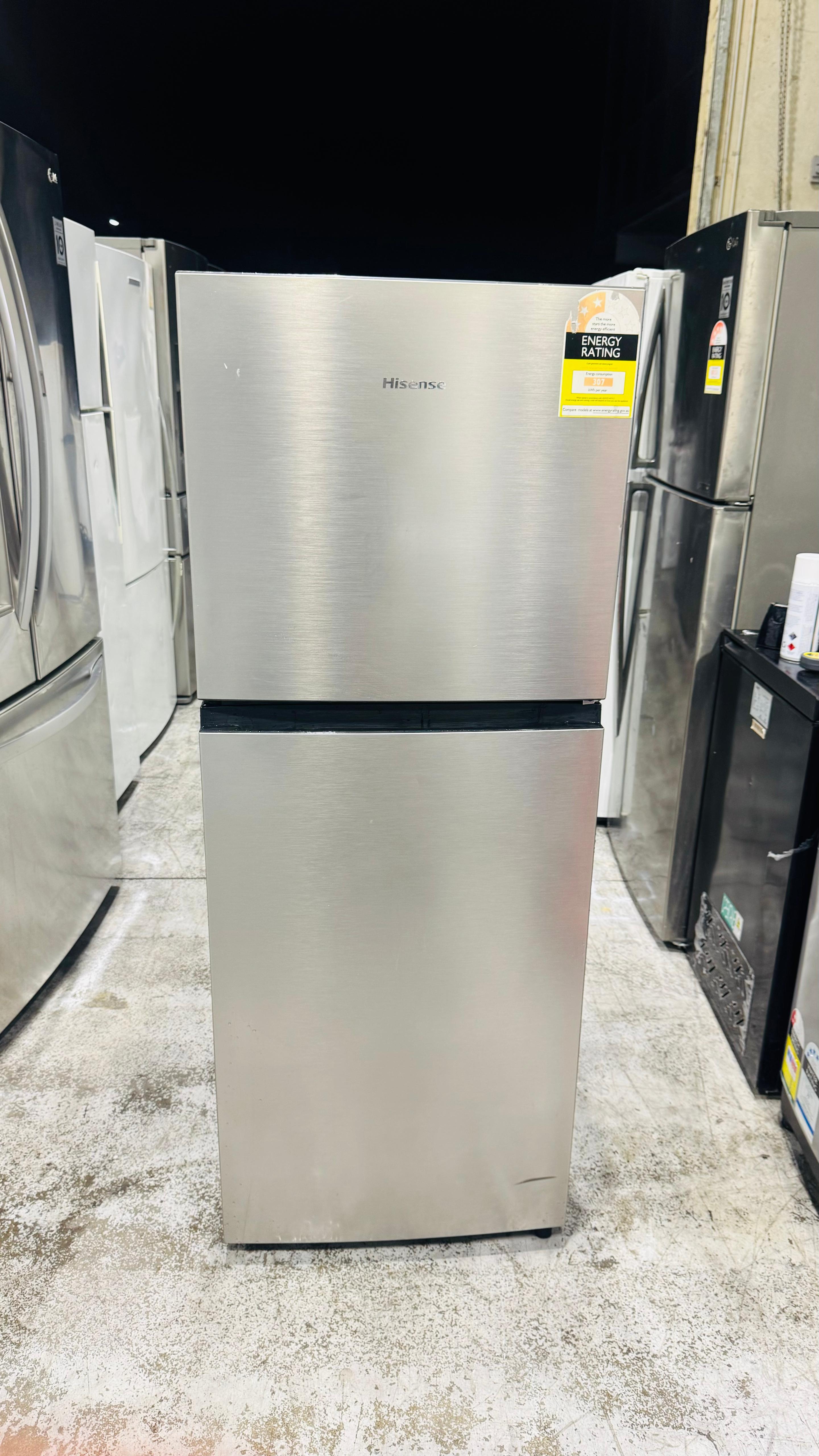 HISENSE 223 LITRES FRIDGE FREEZER