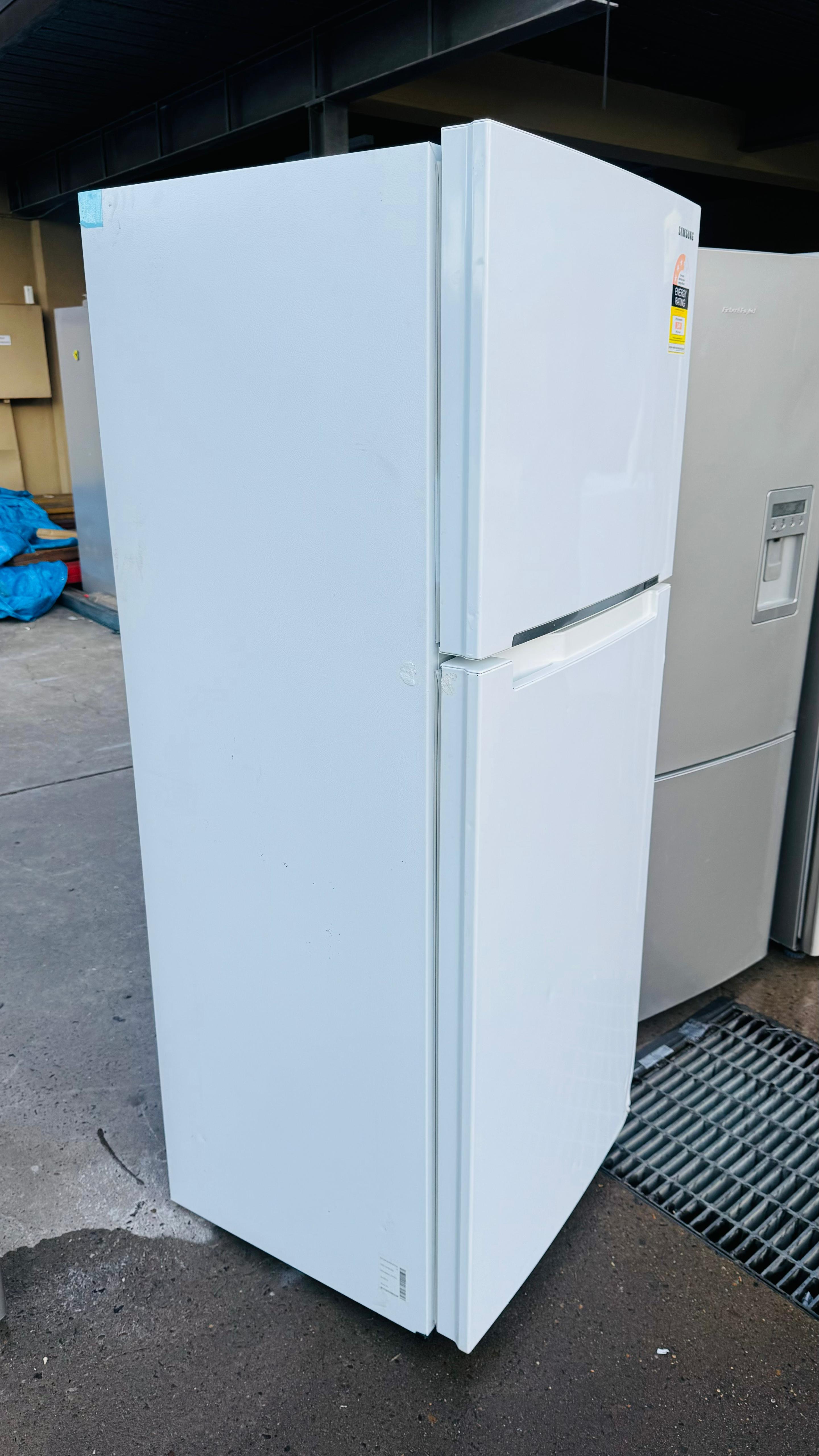 SAMSUNG 400 LITRES FRIDGE FREEZER