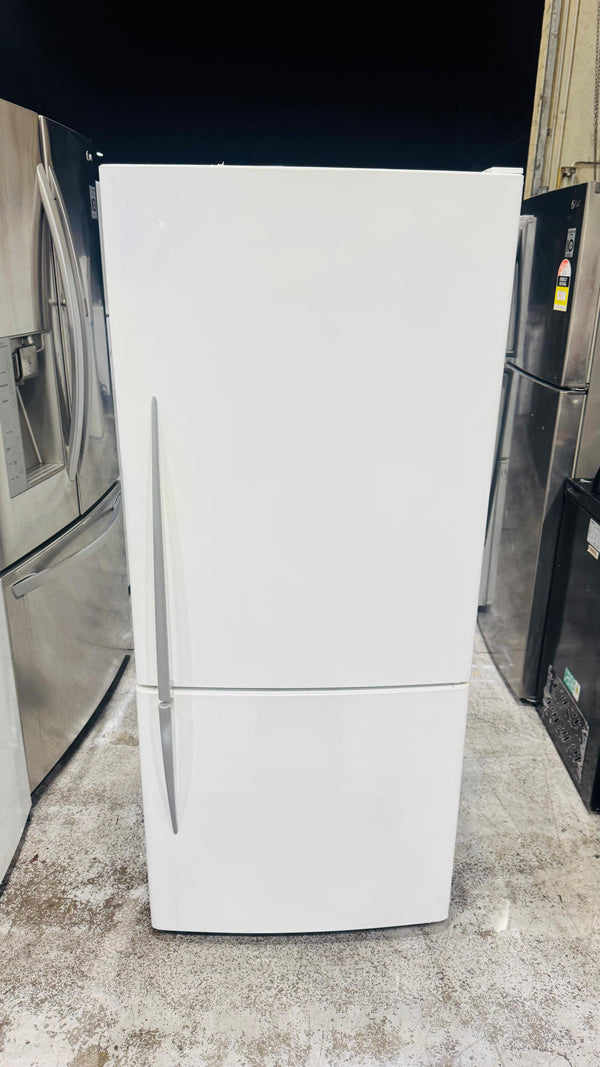 FISHER AND PAYKEL 404 LITRES FRIDGE FREEZER