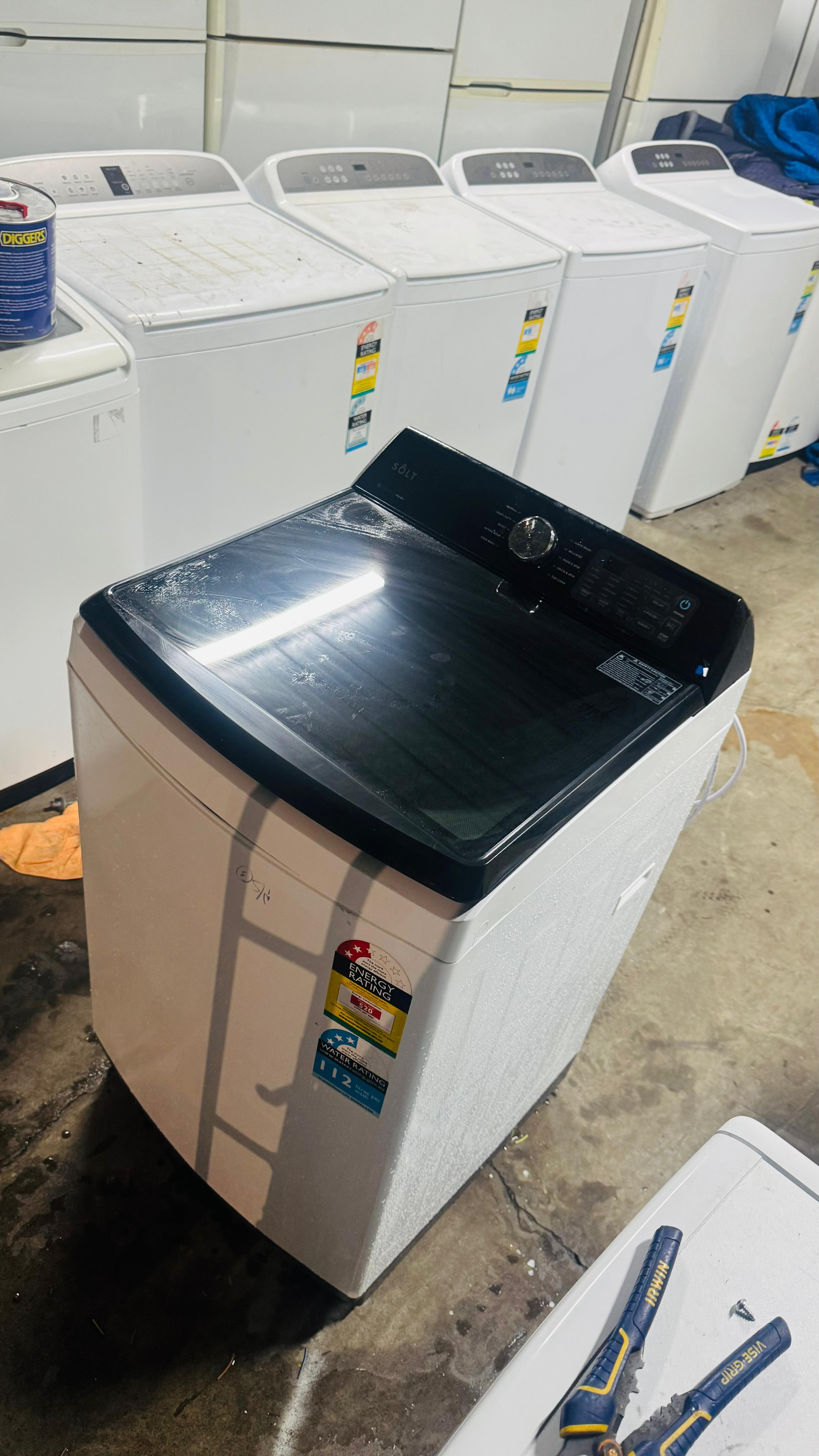 SOLT 9KGS TOP LOADER WASHING MACHINE