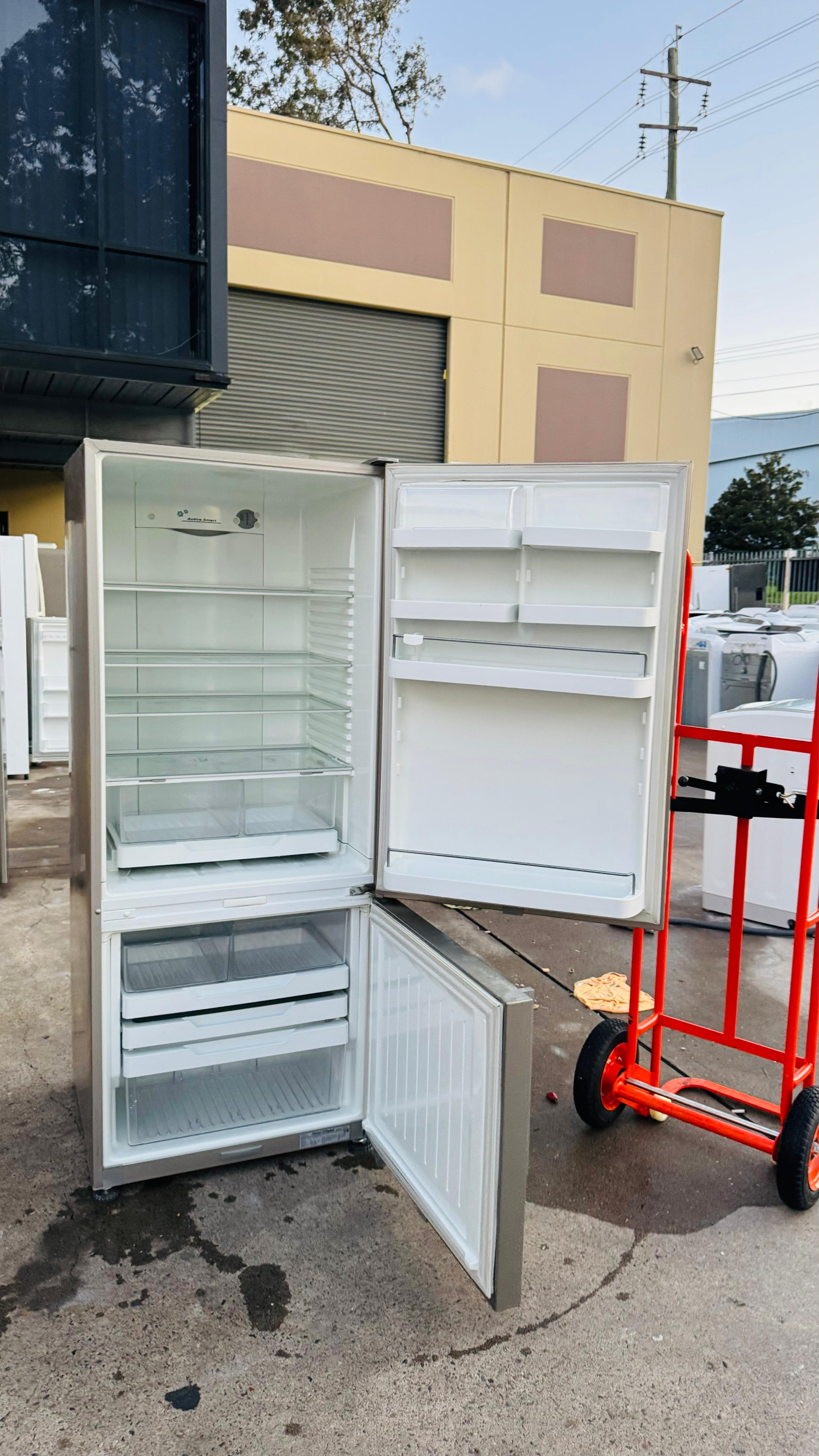 FISHER AND PAYKEL 442 LITRES FRIDGE FREEZER