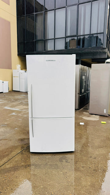 FISHER AND PAYKEL 519 LITRES FRIDGE FREEZER
