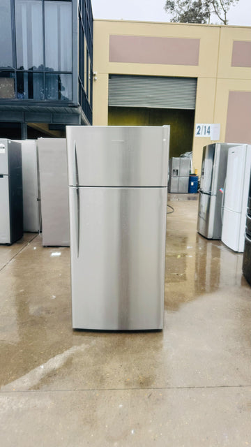 FISHER AND PAYKEL 517 LITRES FRIDGE FREEZER