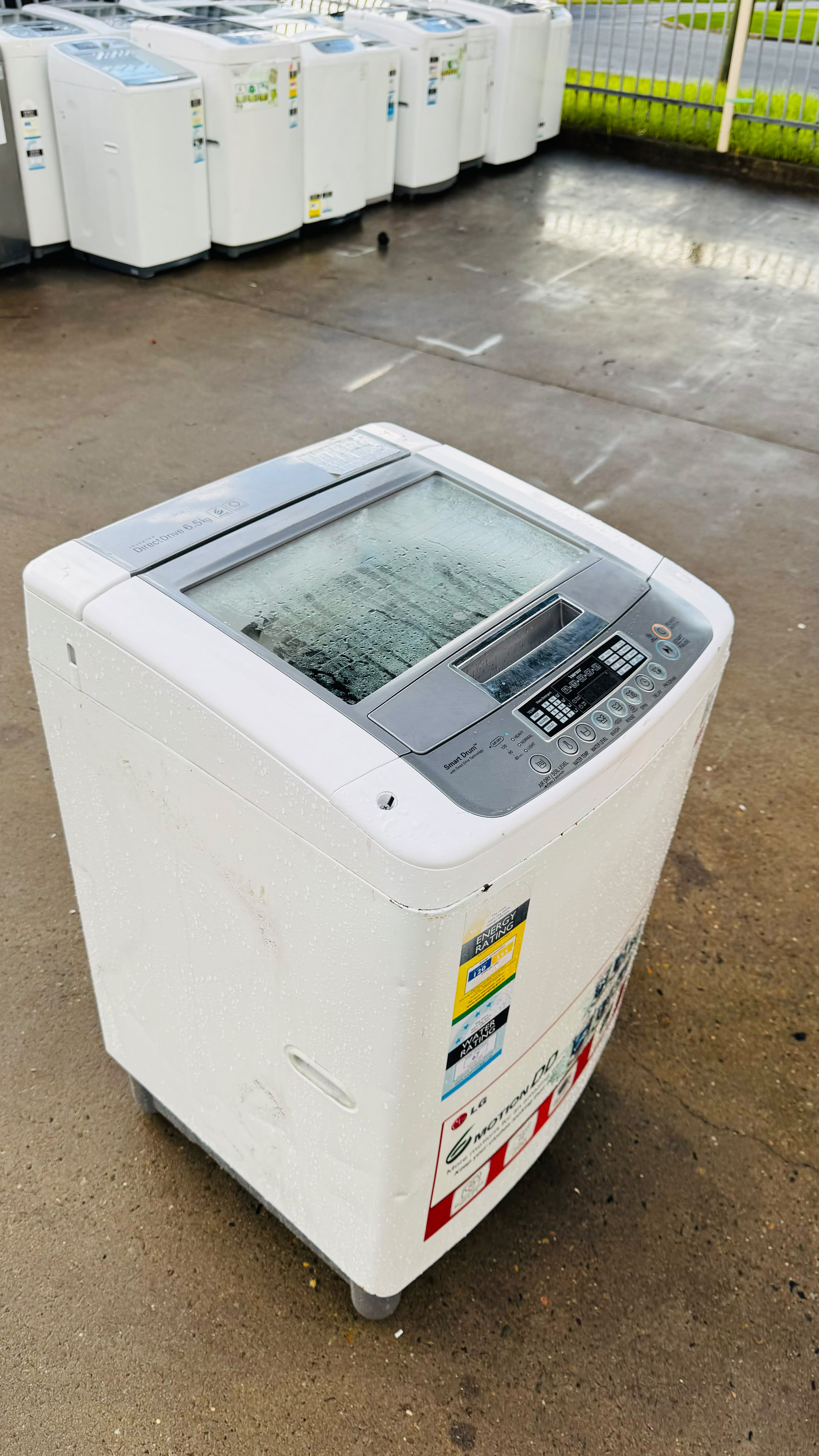 LG 6.5KGS TOP LOADER WASHING MACHINE