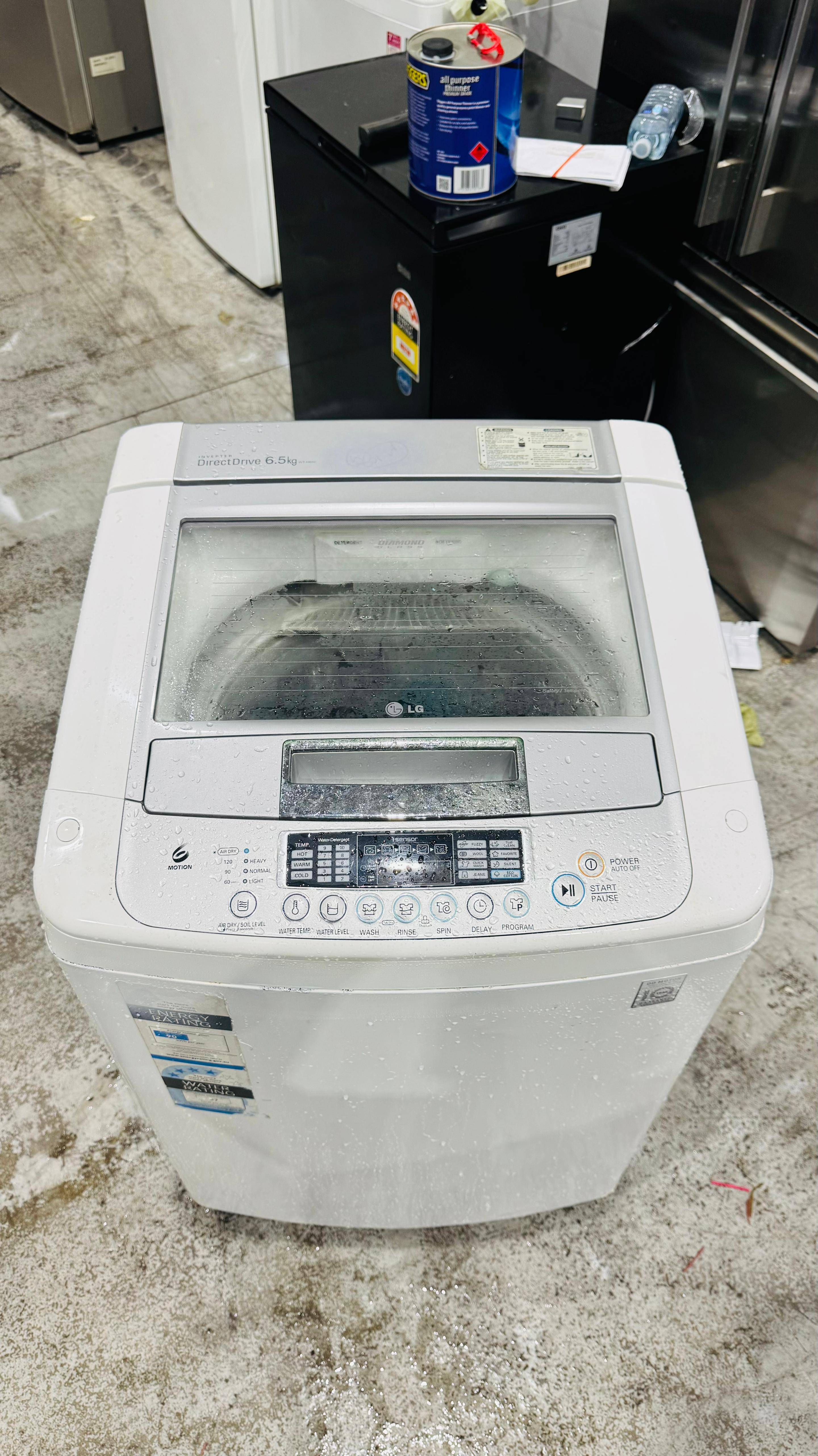 LG 6.5 KGS TOP LOADER WASHING MACHINE