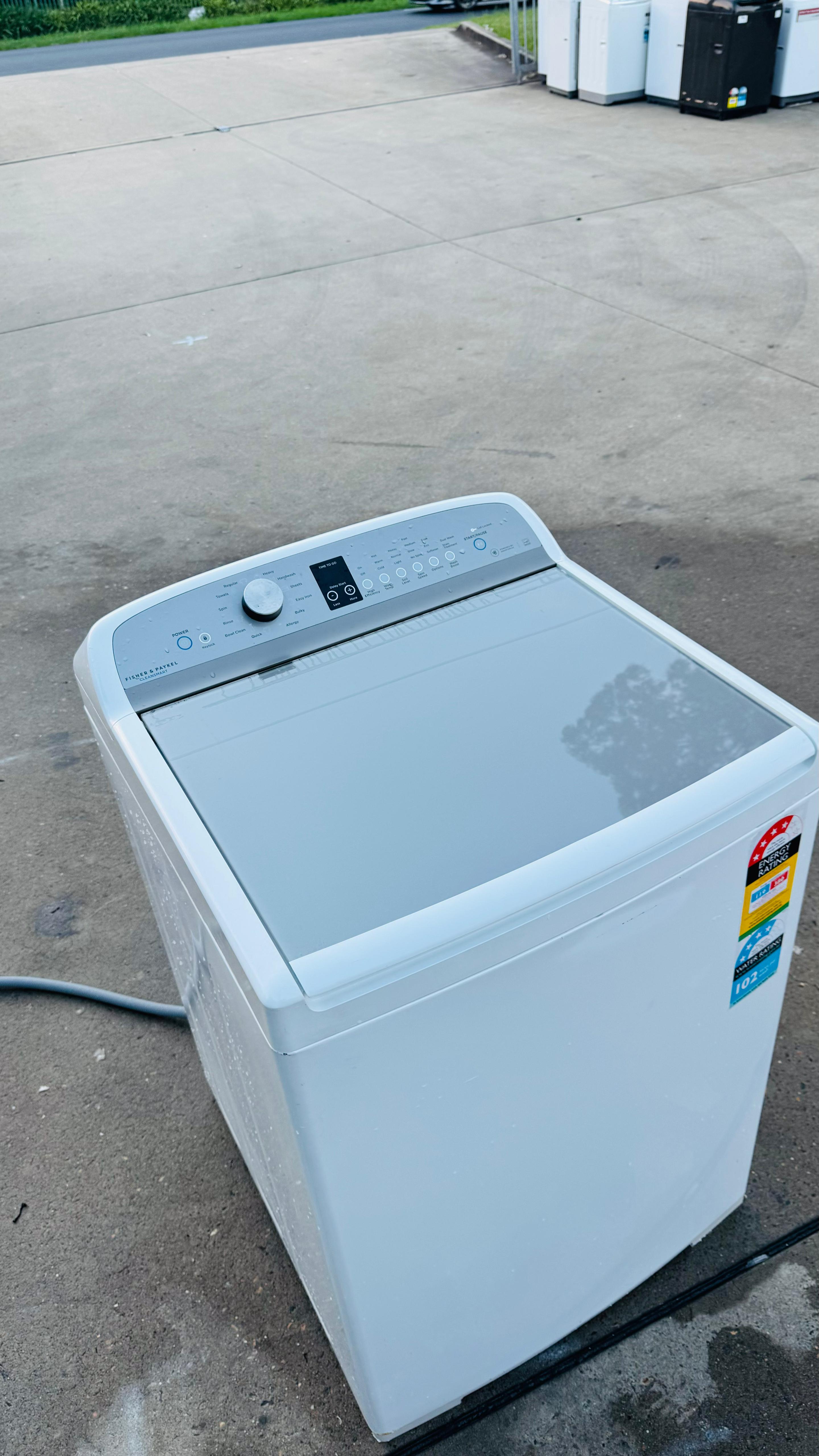FISHER AND PAYKEL 10KGS TOP LOADER WASHING MACHINE