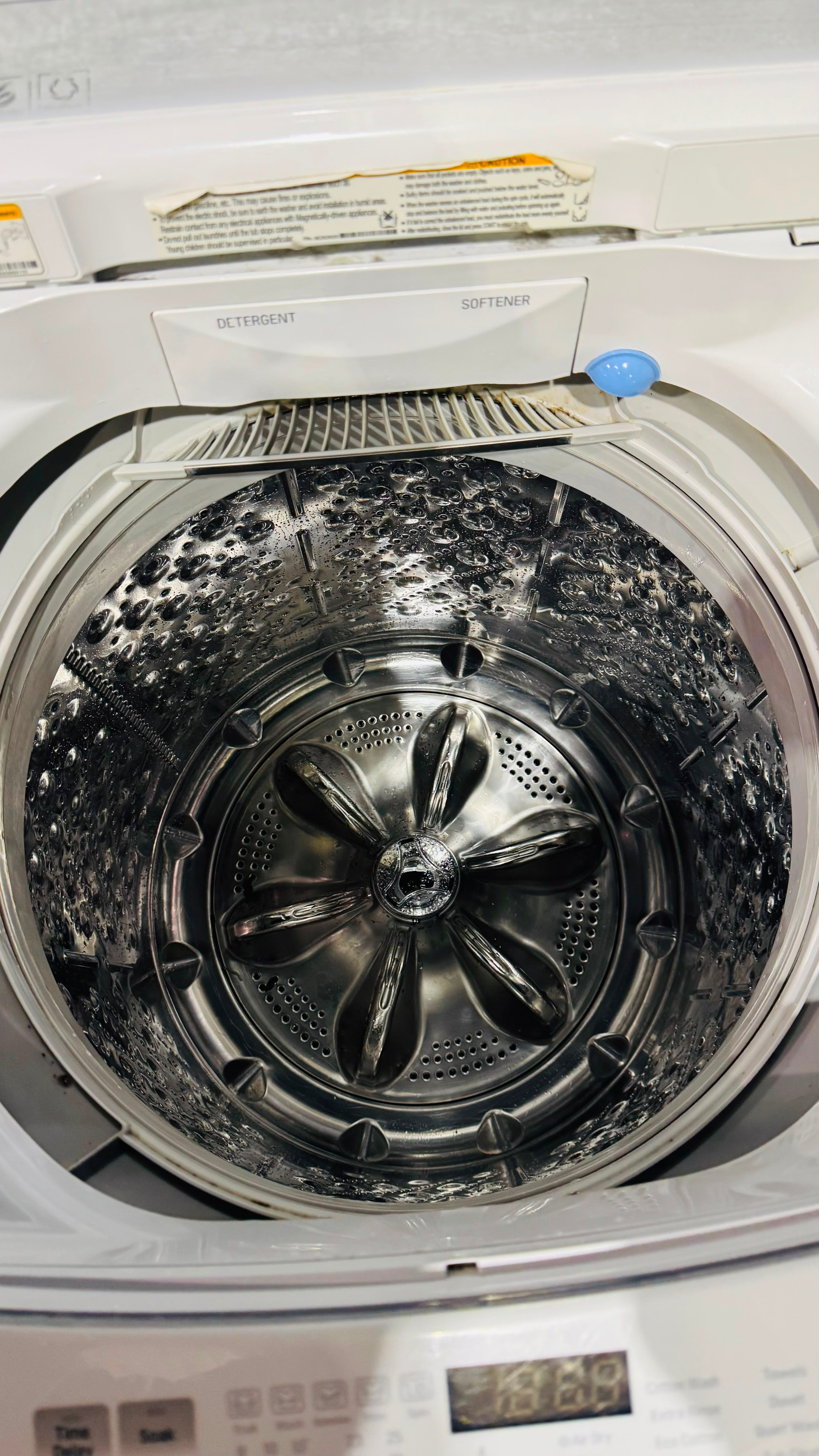 LG 7.5KGS TOP LOADER WASHING MACHINE