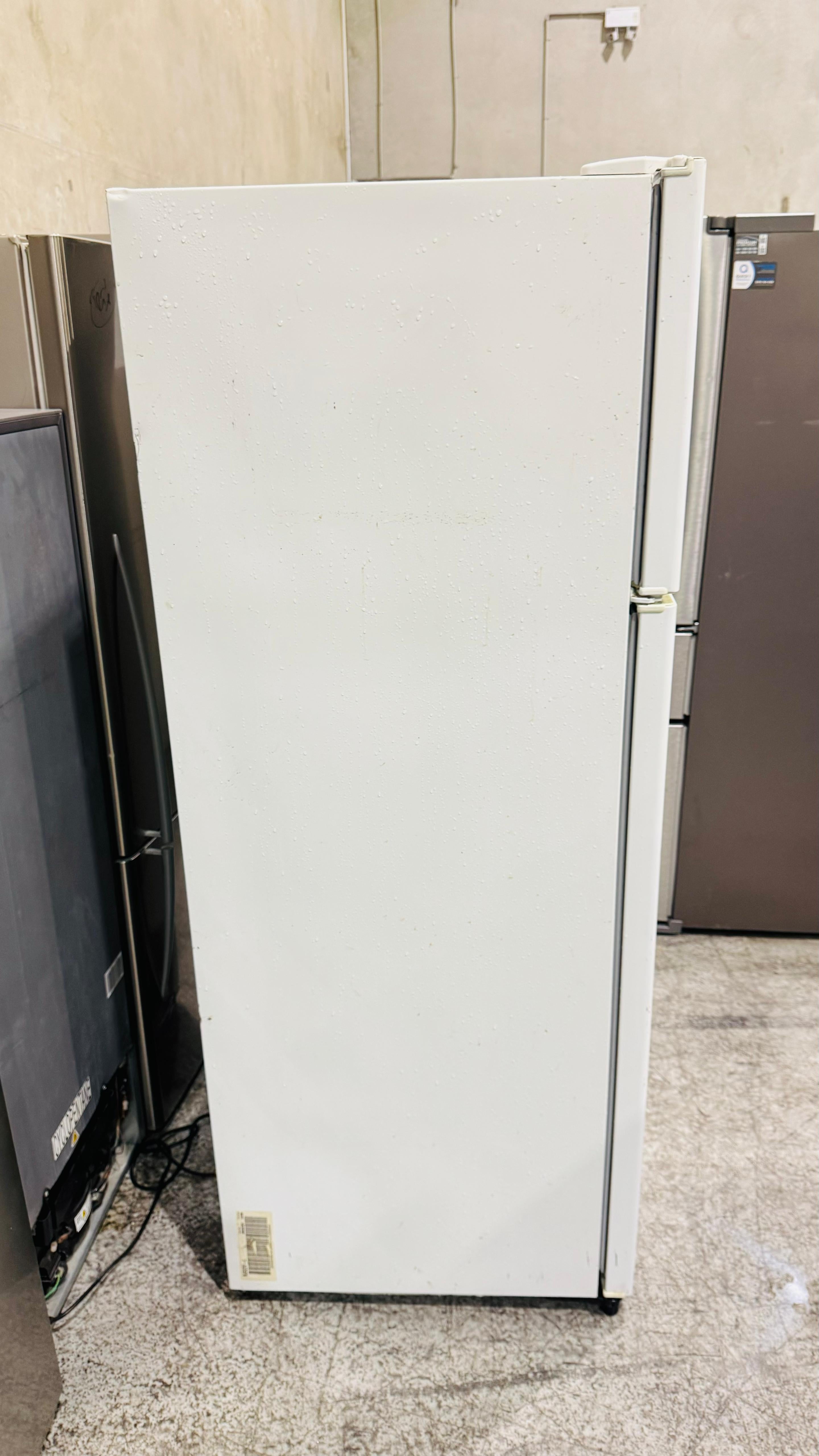 WESTINGHOUSE 520 LITRES FRIDGE FREEZER