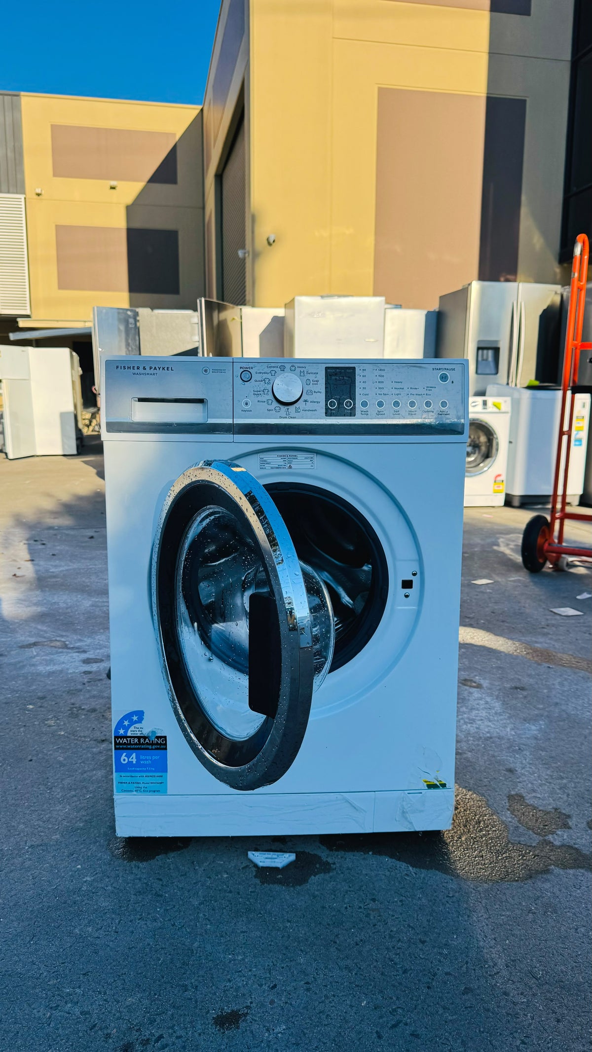 FISHER & PAYKEL 7.5KGS FRONT LOADER WASHING MACHINE