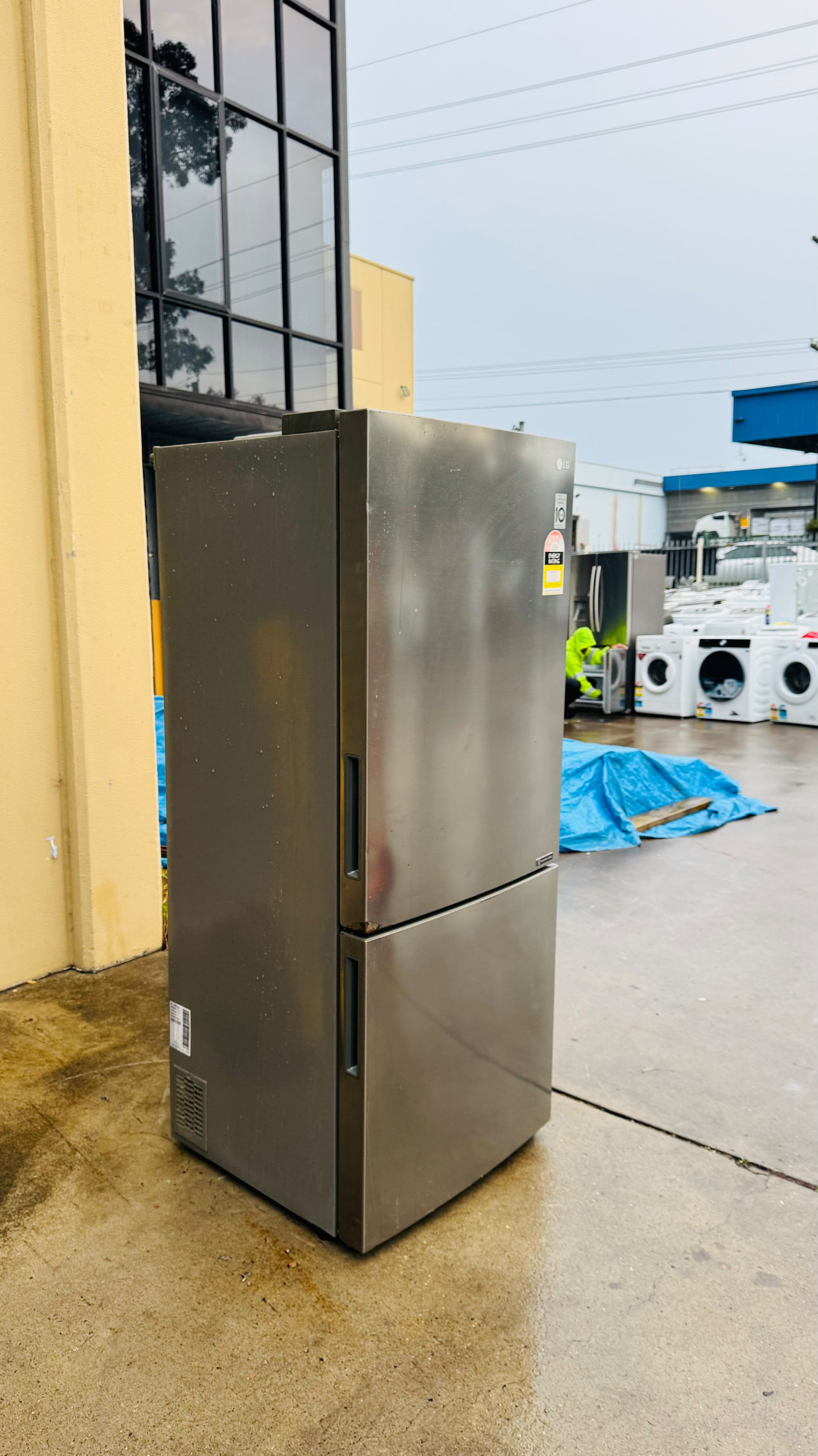 LG 450 LITRES FRIDGE FREEZER