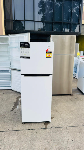 CHIQ 202 LITRES FRIDGE FREEZER