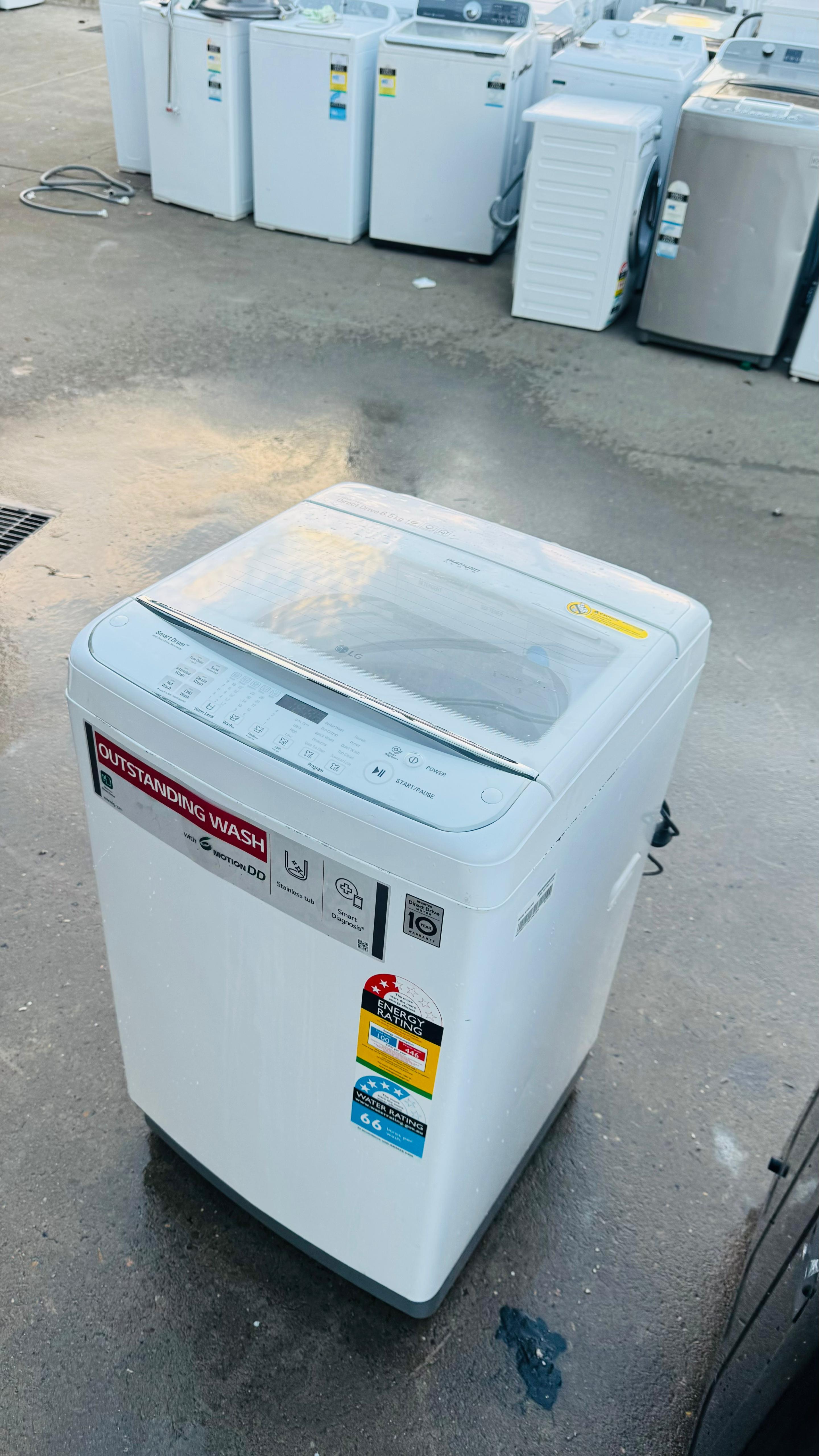 LG 6.5KGS TOP LOADER WASHING MACHINE