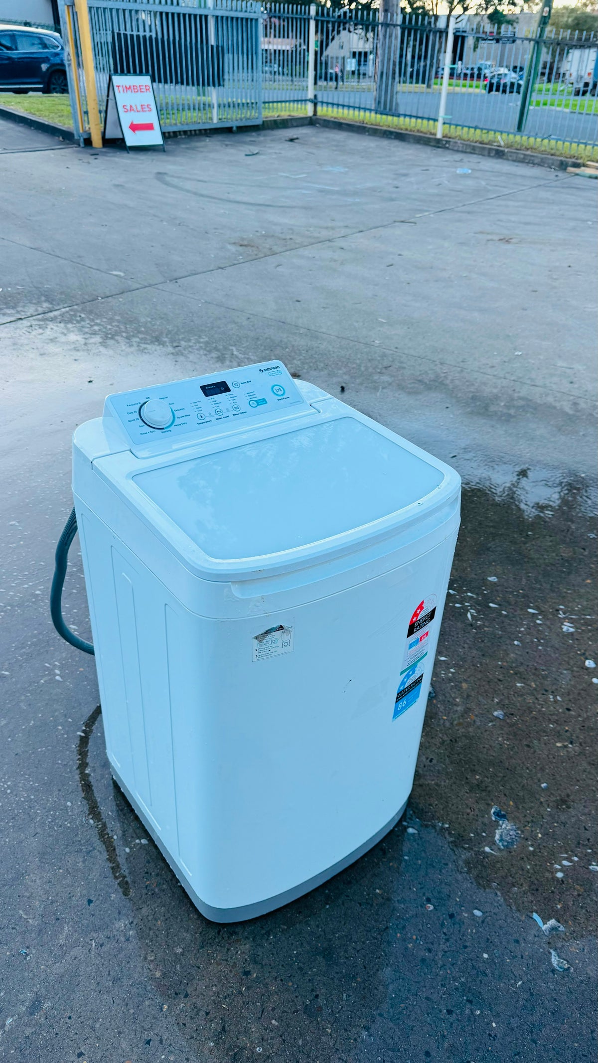 SIMPSON 7KGS TOP LOADER WASHING MACHINE