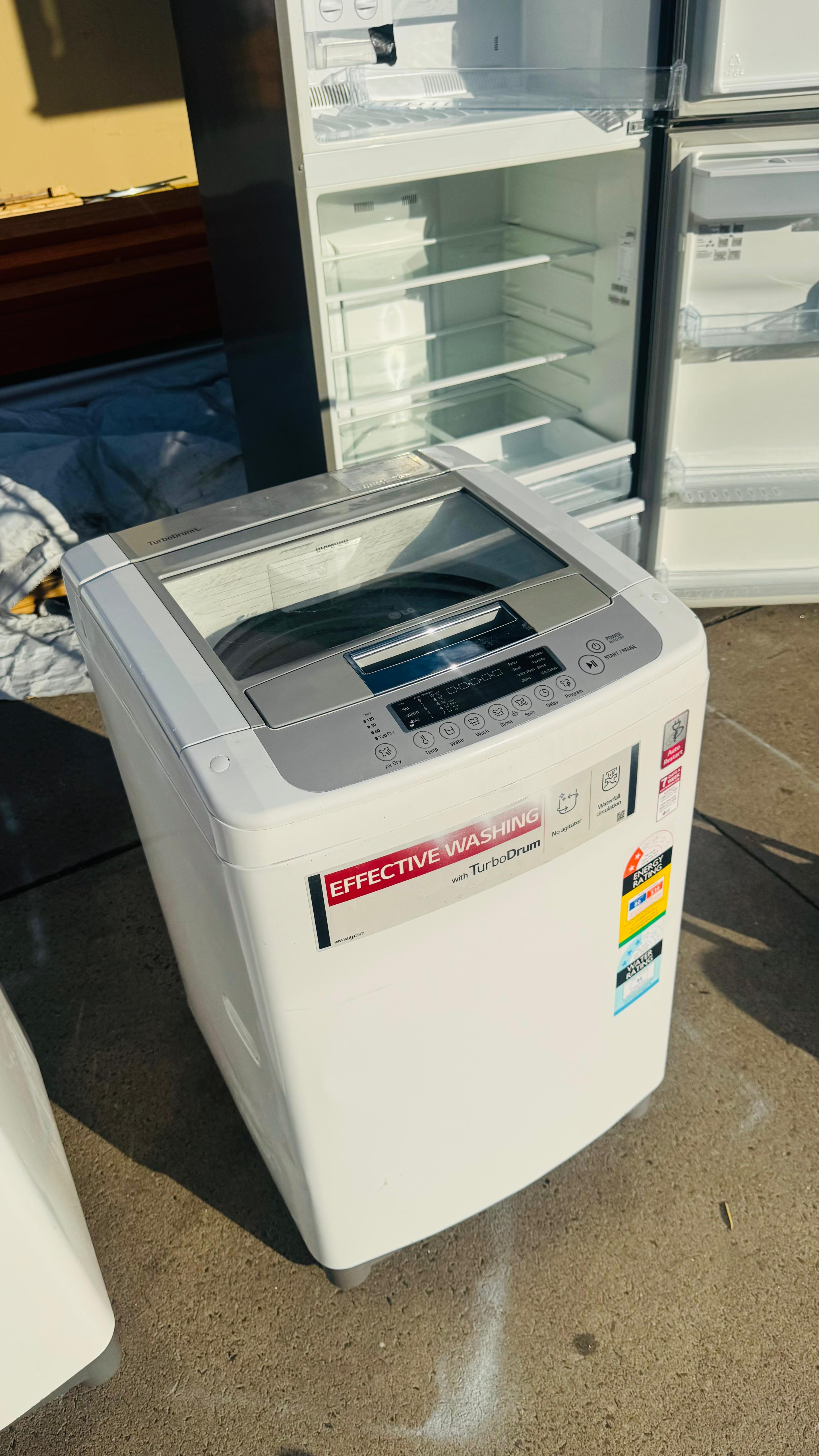 LG 6.5KGS TOP LOADER WASHING MACHINE