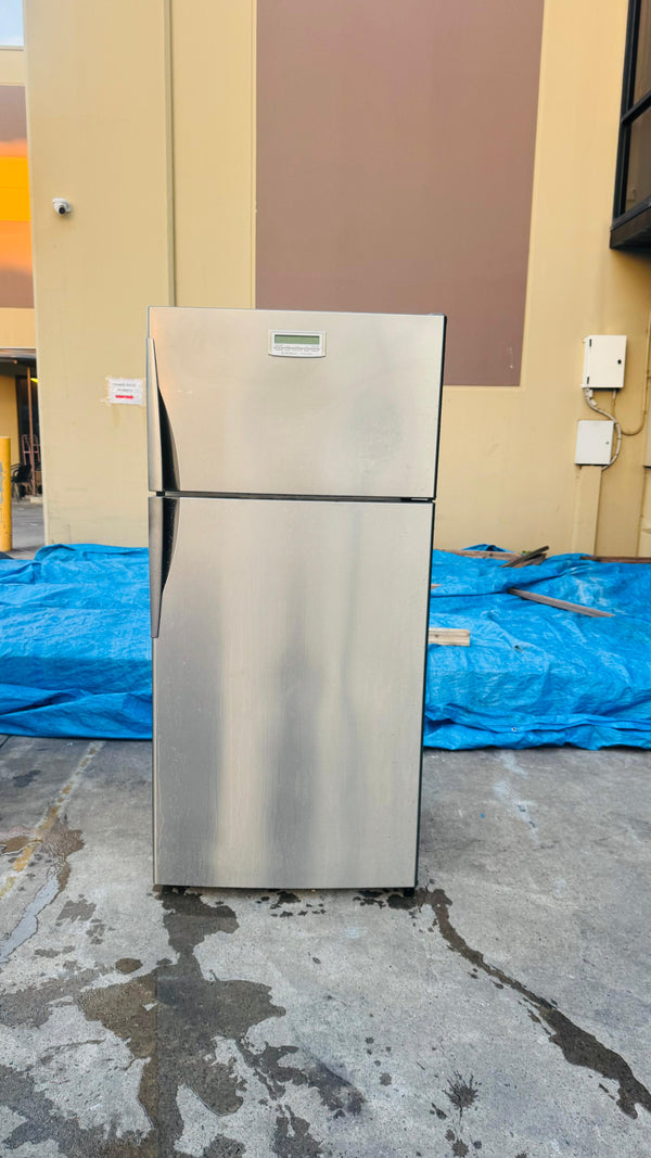 WESTINGHOUSE 520 LITRES FRIDGE FREEZER