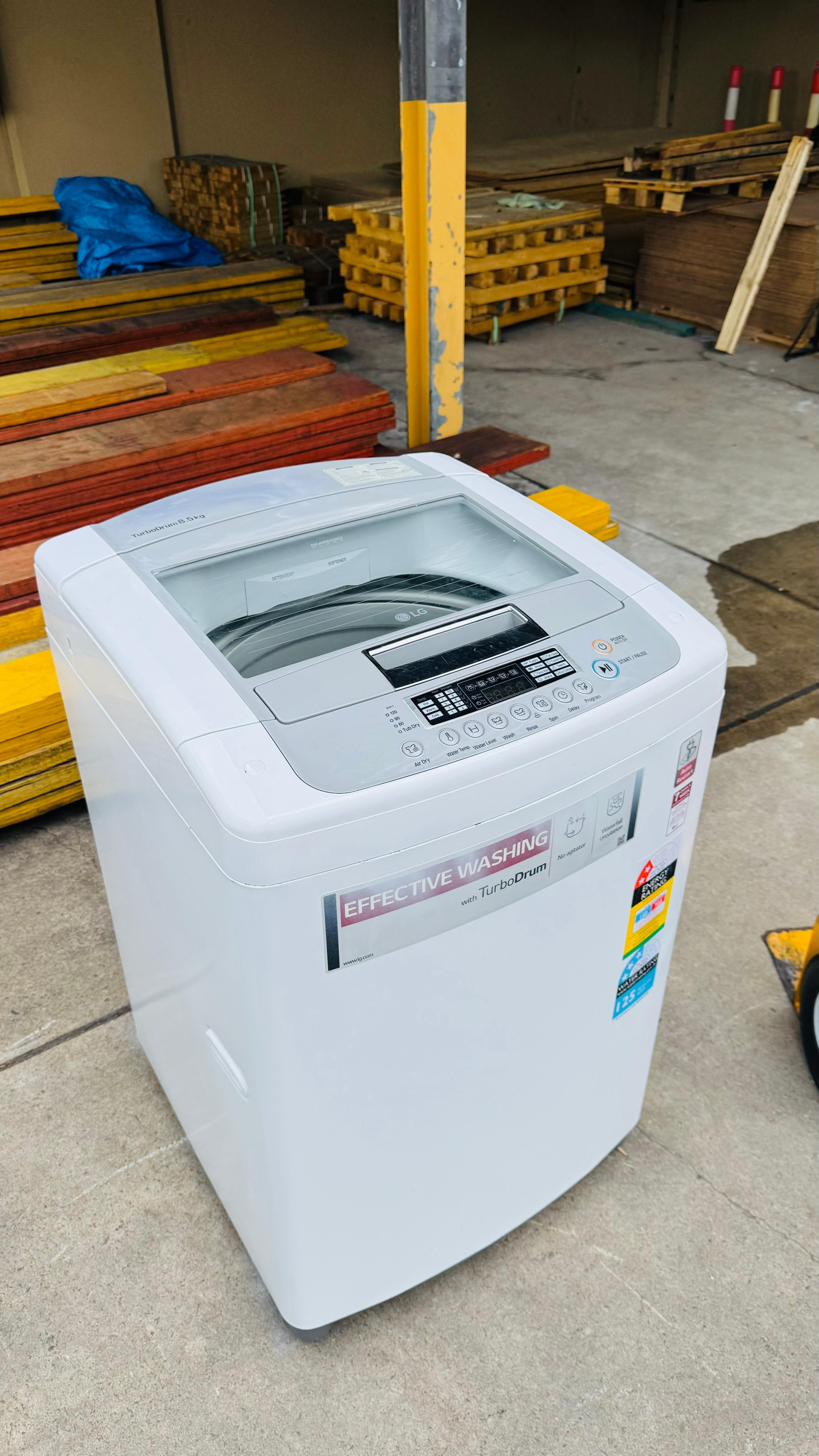 LG 8.5 KGS TOP LOADER WASHING MACHINE
