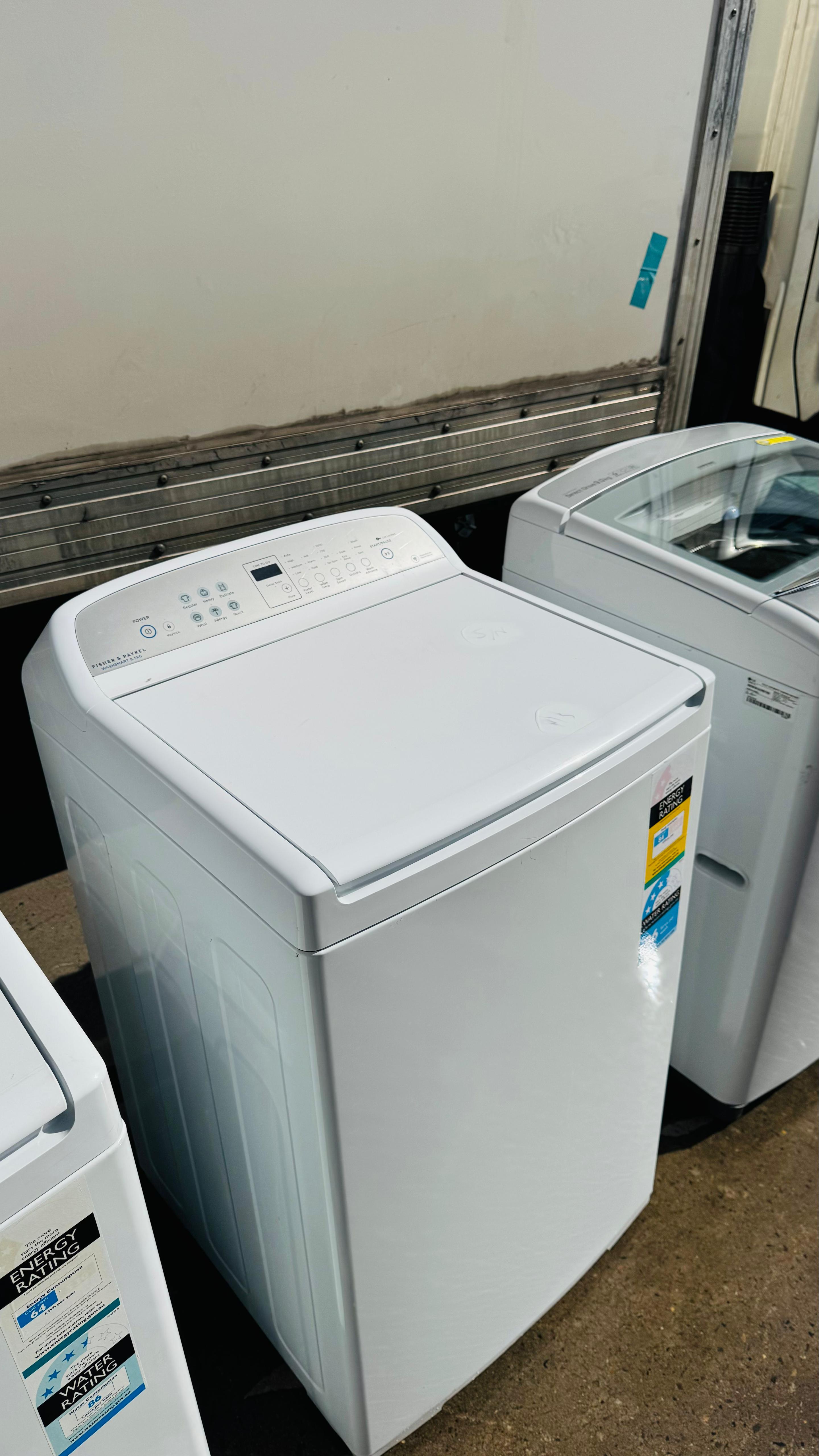 FISHER AND PAYKEL 8.5KGS TOP LOADER WASHING MACHINE