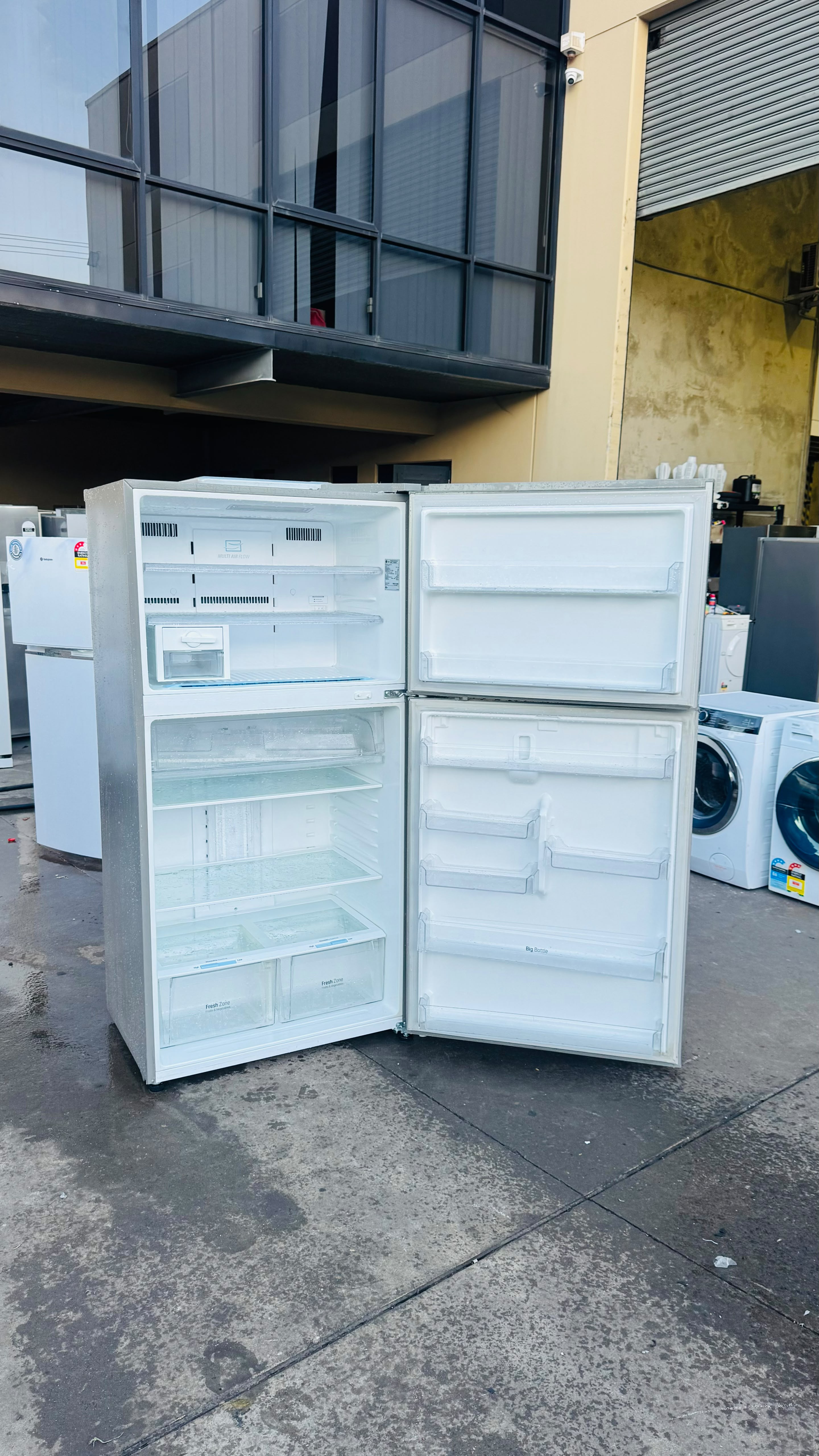 LG 601 LITRES FRIDGE FREEZER