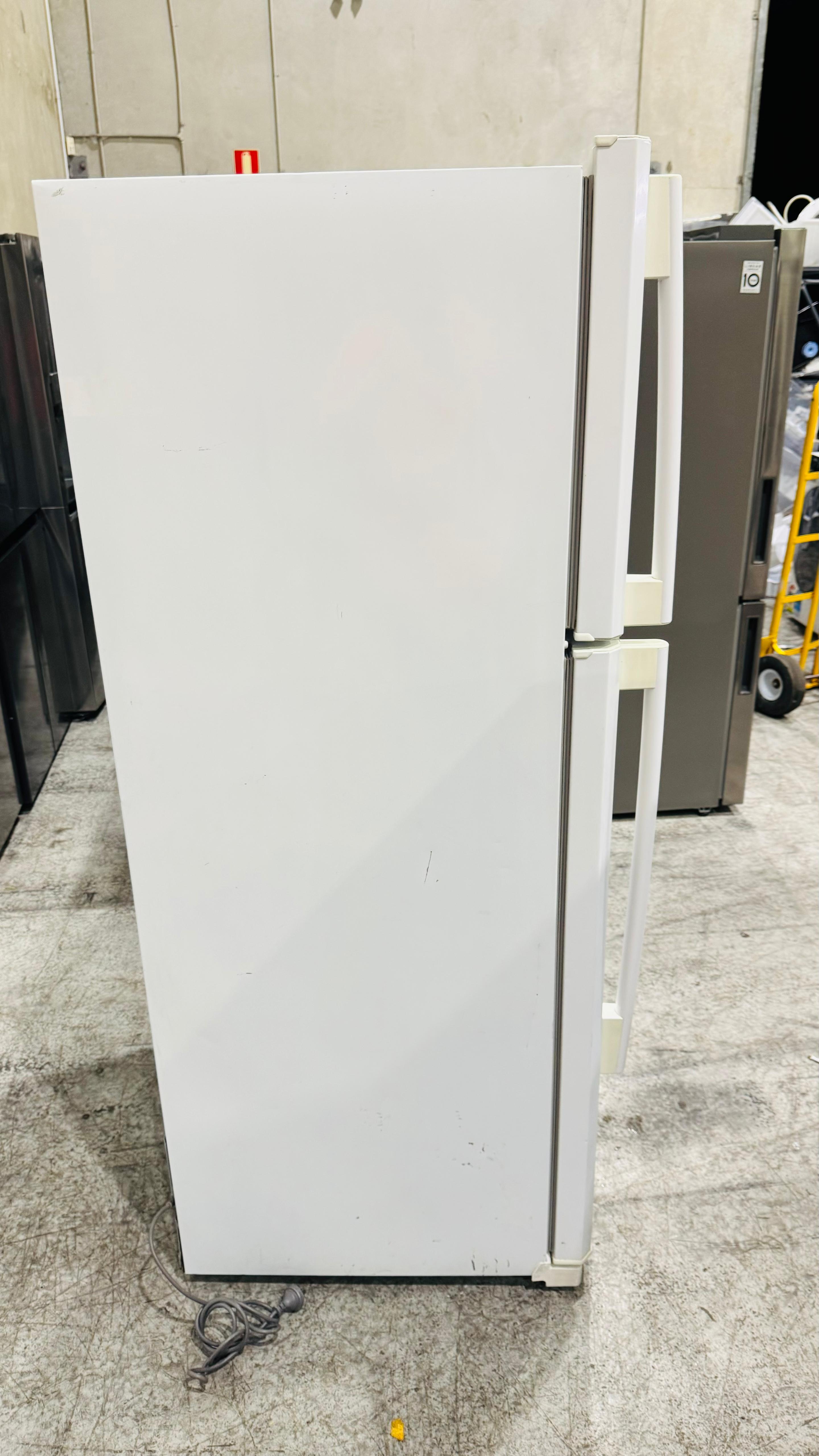 SAMSUNG 434 LITRES FRIDGE FREEZER
