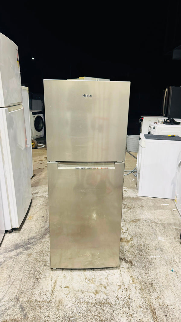 HAIER 220 LITRES FRIDGE FREEZER