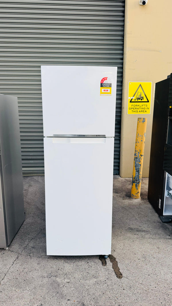 SAMSUNG 343 LITRES FRIDGE FREEZER