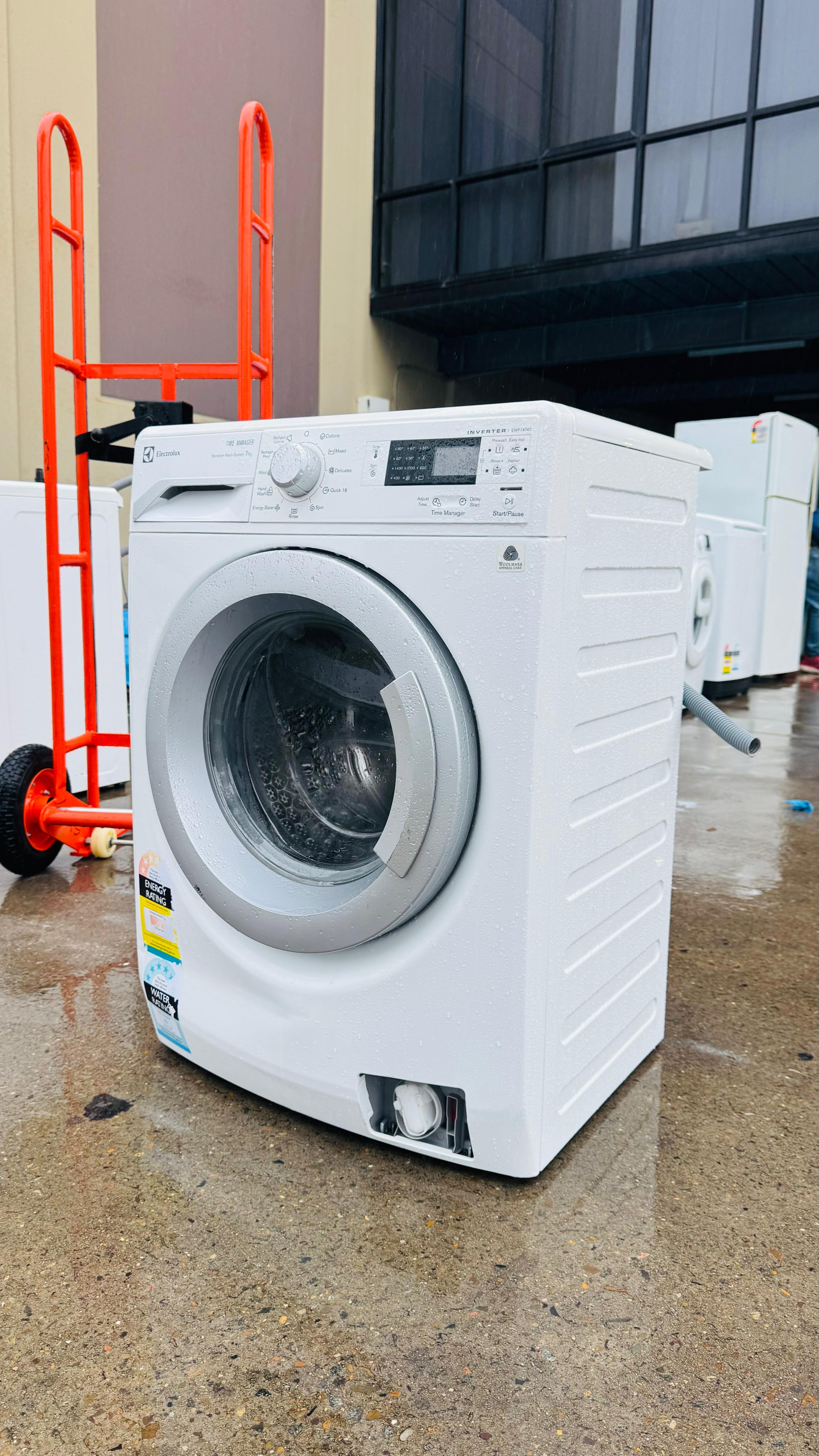 ELECTROLUX 7KGS FRONT LOADER WASHING MACHINE