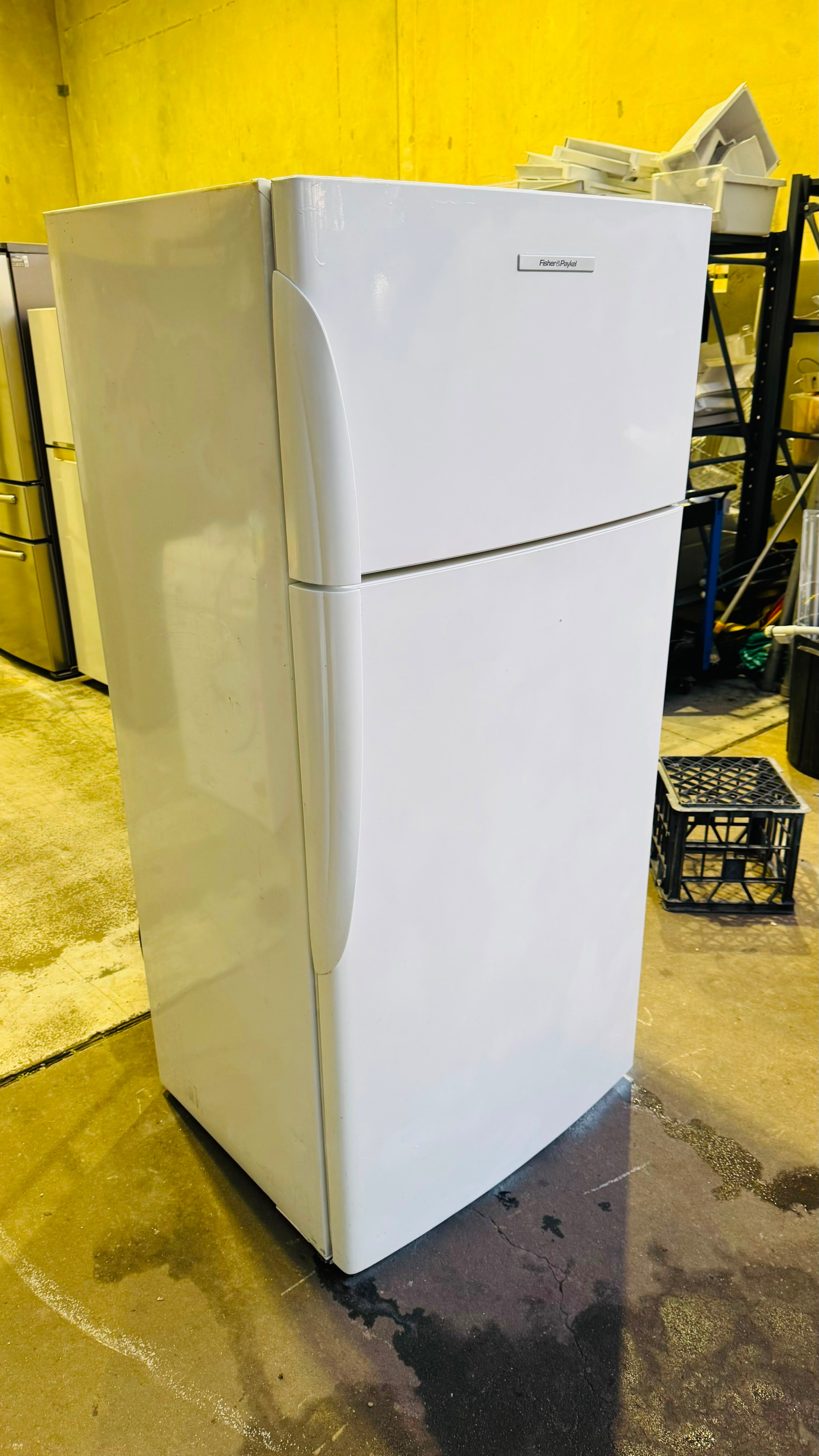 FISHER AND PAYKEL 517 LITRES FRIDGE FREEZER