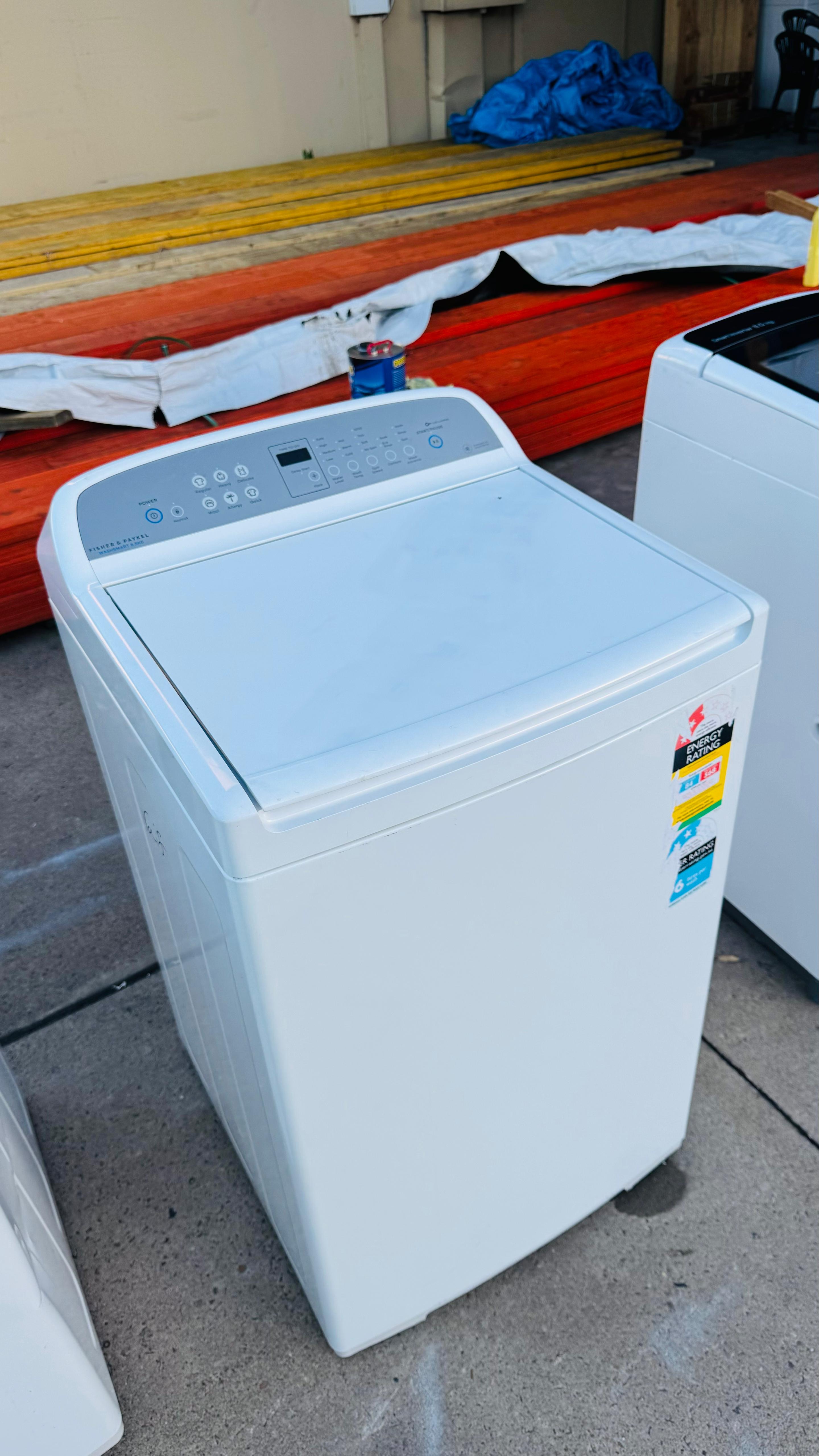 FISHER AND PAYKEL 8.5KGS TOP LOADER WASHING MACHINE