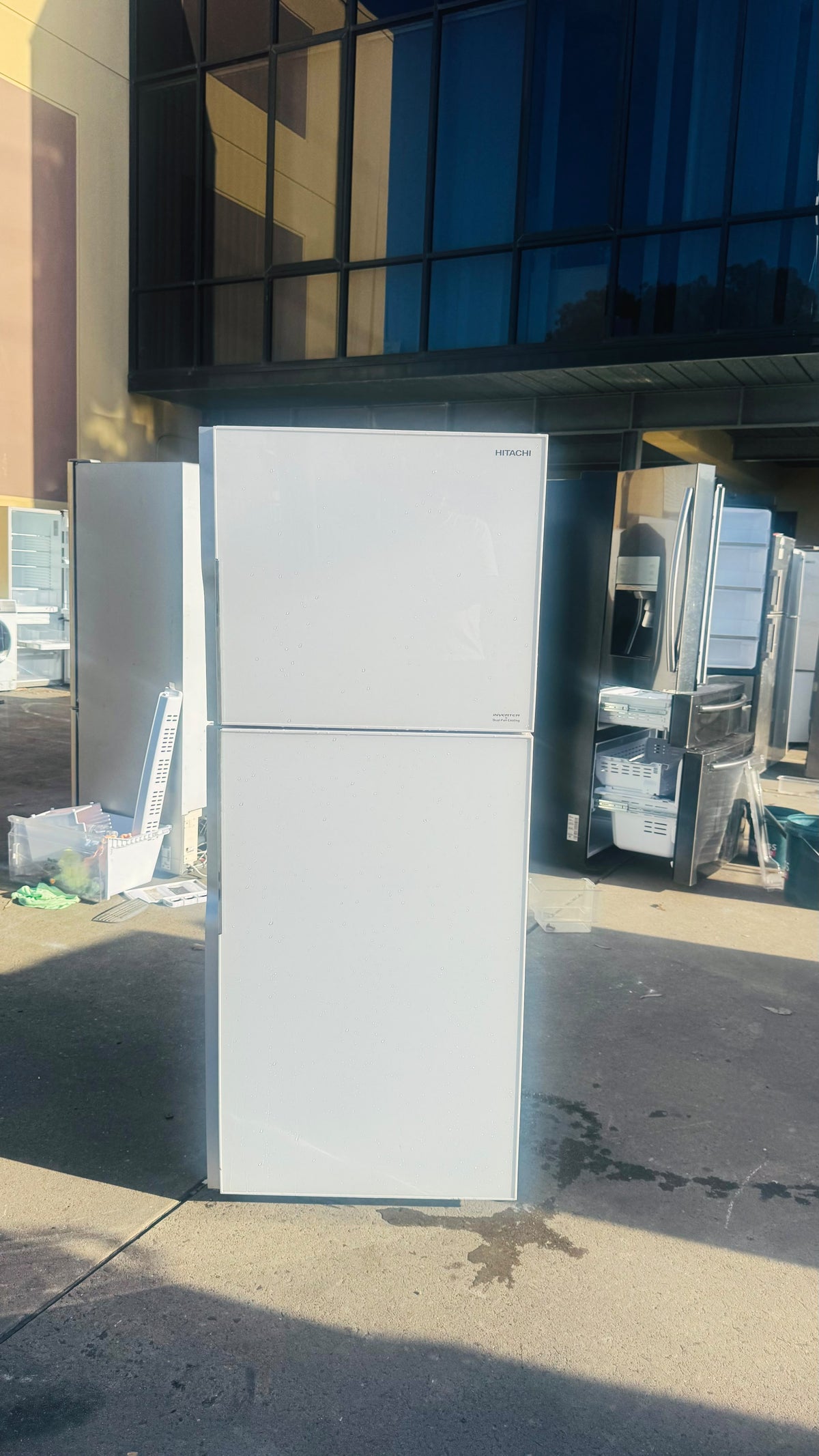 HITACHI 405 LITRES FRIDGE FREEZER